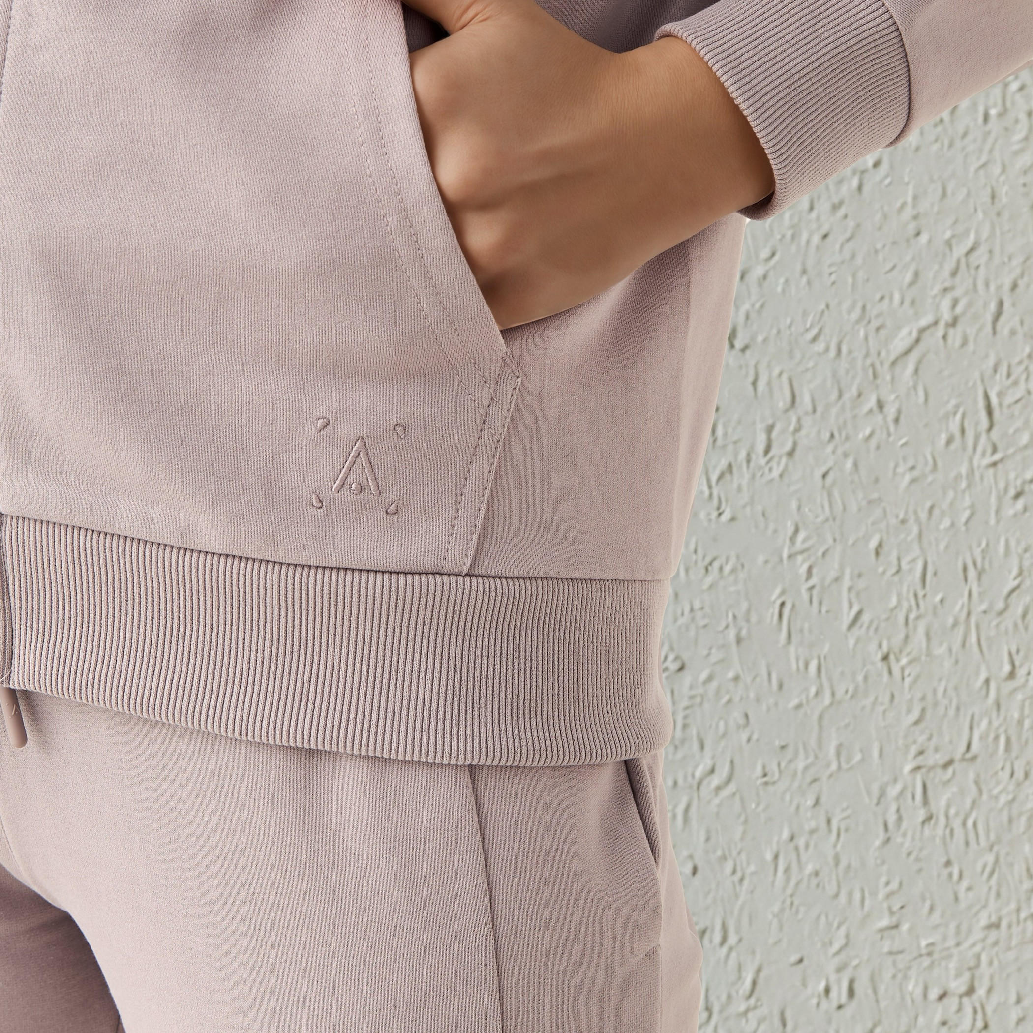 جاكيت بقبعة للنساء-women-clothing-sportswearandactivewear-coatsandjackets-jackets-image-4