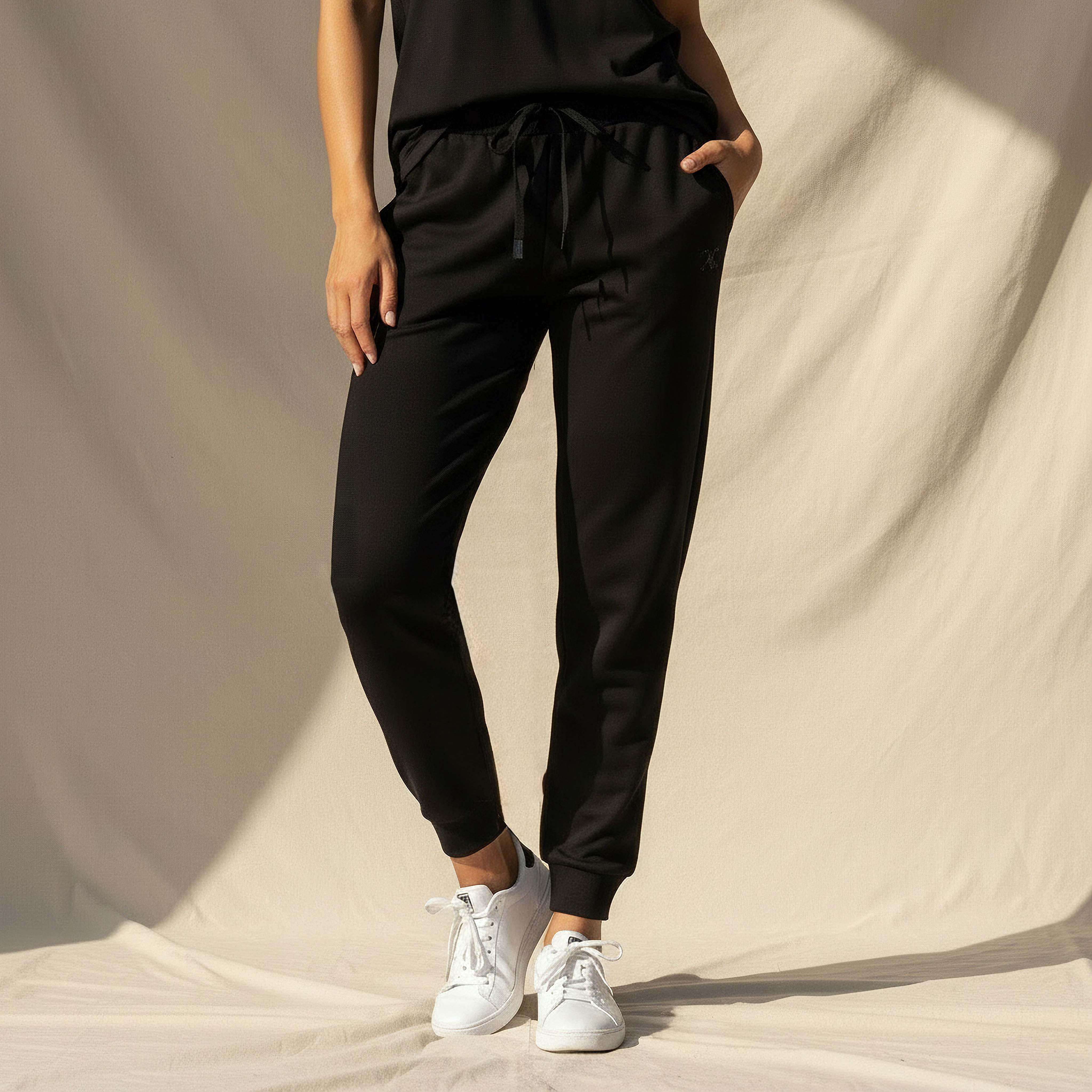 بنطلون رياضي ناعم بخصر رباط للنساء-women-clothing-bottoms-joggers-image-1
