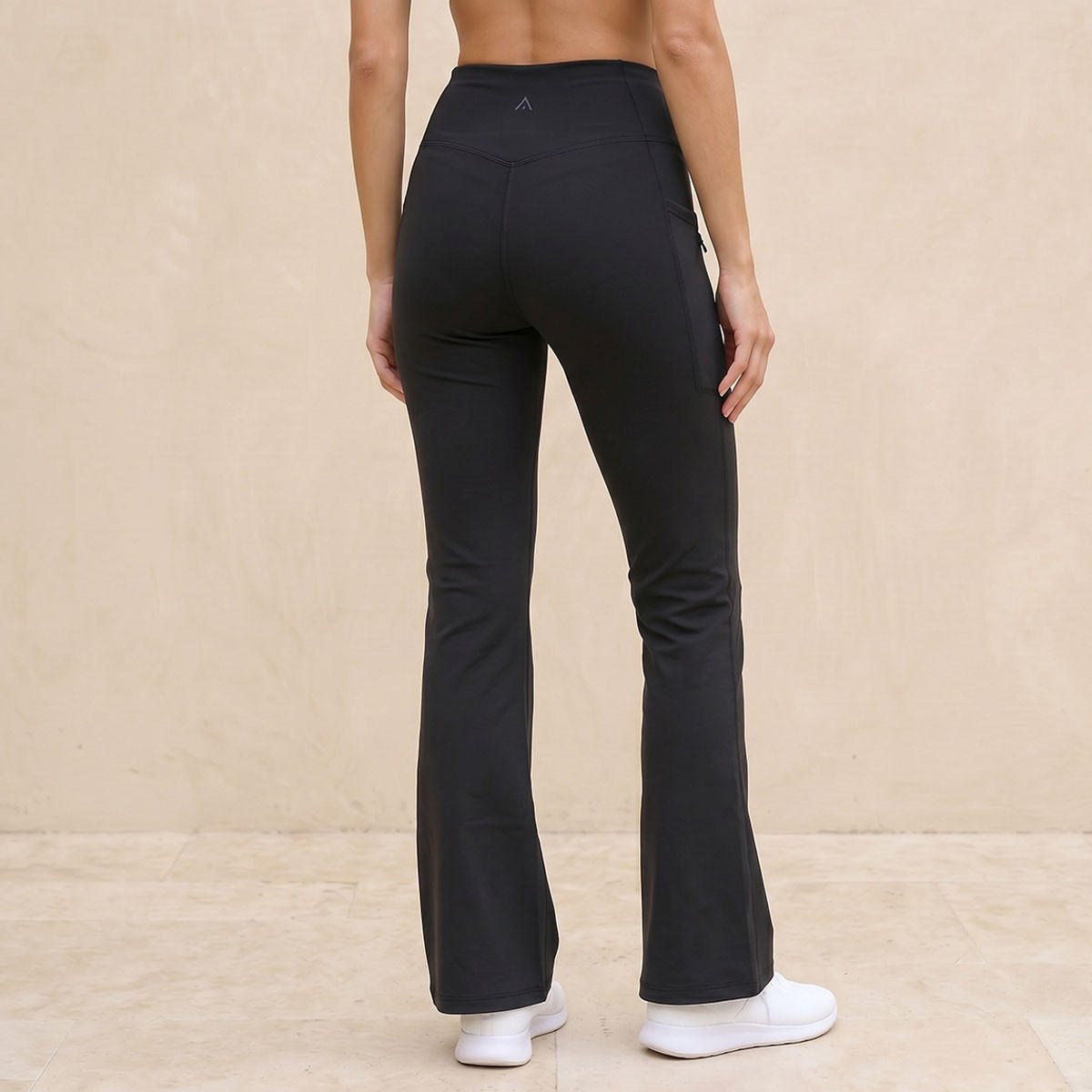 ليقنز بأرجل واسعة مطاطي باتجاهين-women-clothing-sportswearandactivewear-bottoms-leggings-image-4