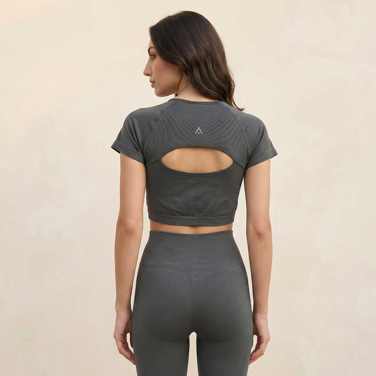 تيشيرت رياضي قصير بفتحة-sports-women-clothing-tshirtsandvests-image-4