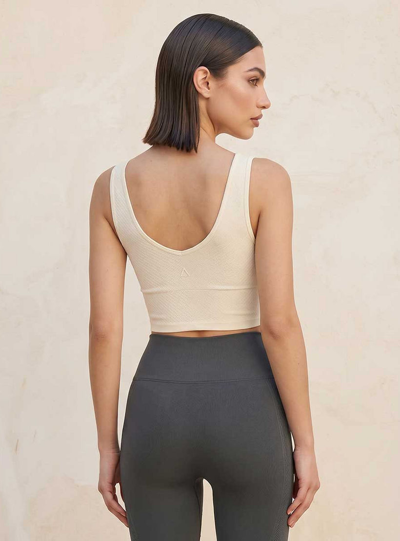 صدرية رياضية بملمس ناعم وياقة V-women-clothing-lingerie-bras-image-4