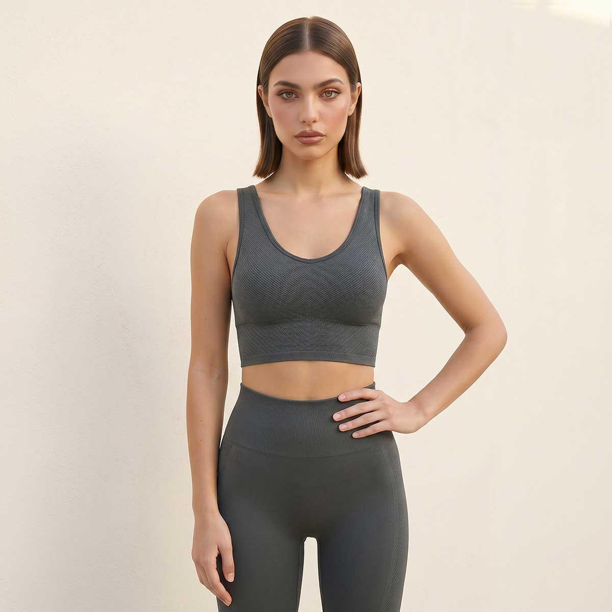 صدرية رياضية بملمس ناعم وياقة V-women-clothing-lingerie-bras-image-1
