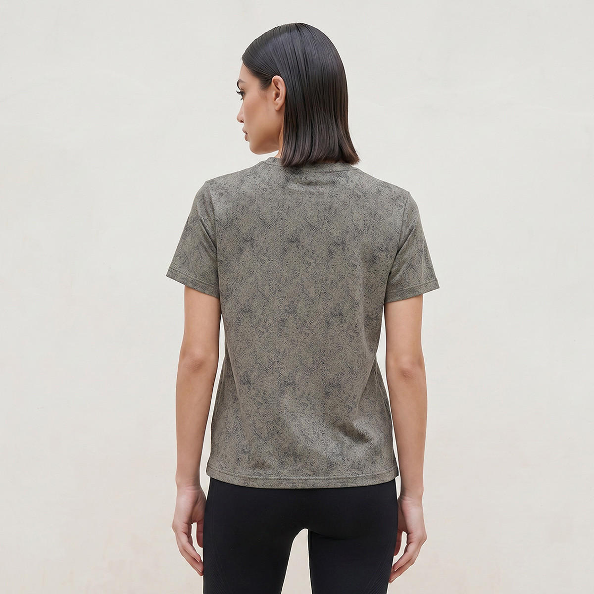 تيشيرت مرن بارز الملمس-women-clothing-tshirts-image-4