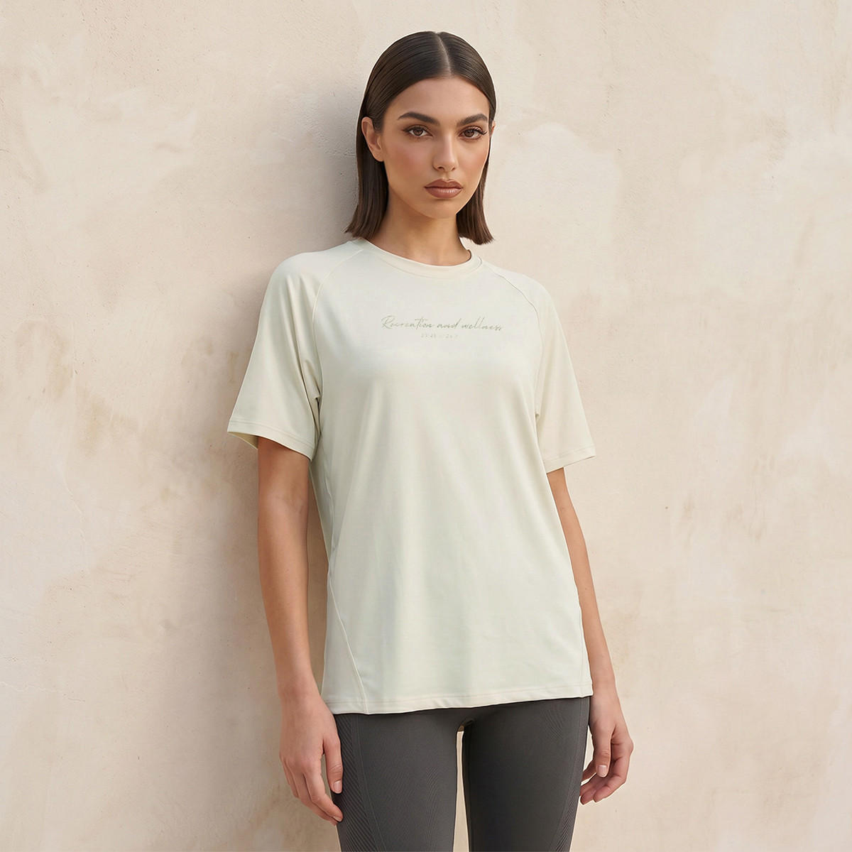 تيشيرت مطاطي باتجاهين بطبعات-sports-women-clothing-tshirtsandvests-image-1