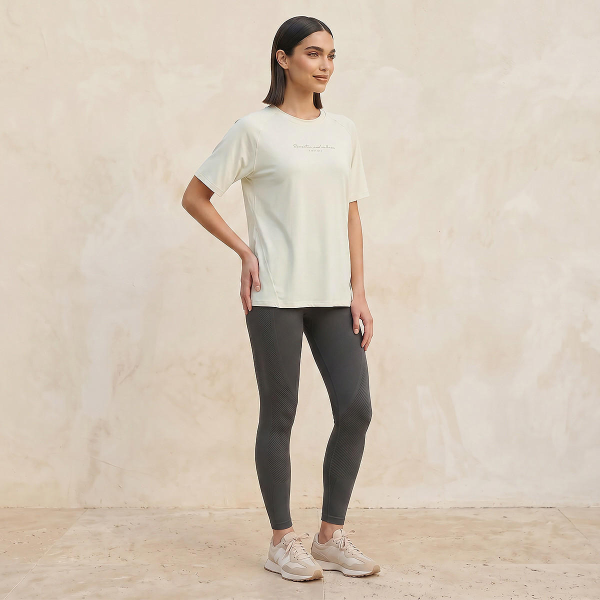 تيشيرت مطاطي باتجاهين بطبعات-sports-women-clothing-tshirtsandvests-image-3