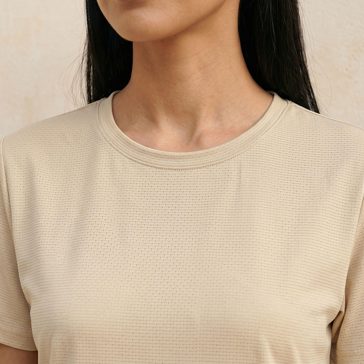 تيشيرت ناعم بملمس بارز-sports-women-clothing-tshirtsandvests-image-7