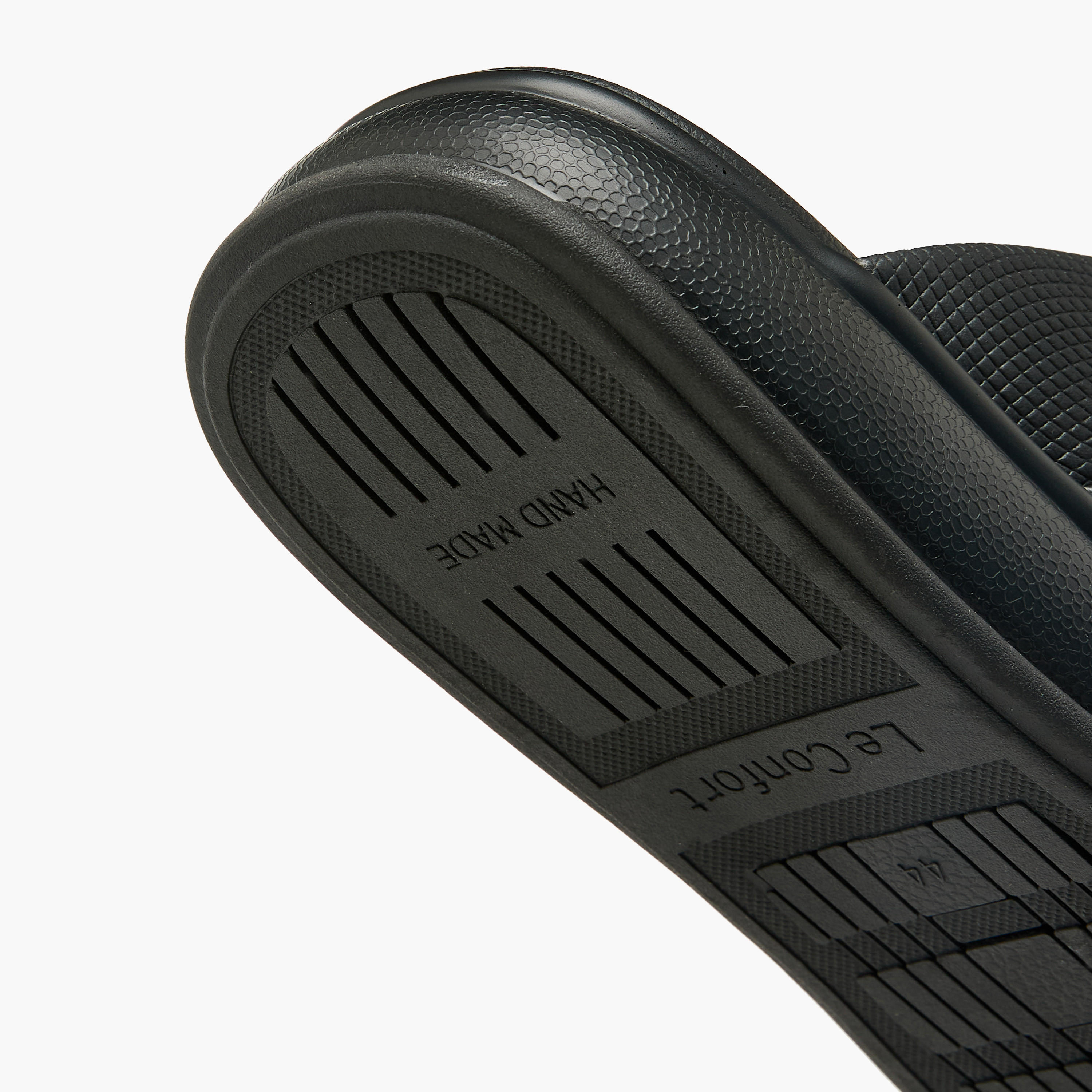 صندل مريح سهل الارتداء للرجال من لو كونفورت-men-shoes-sandals-image-2