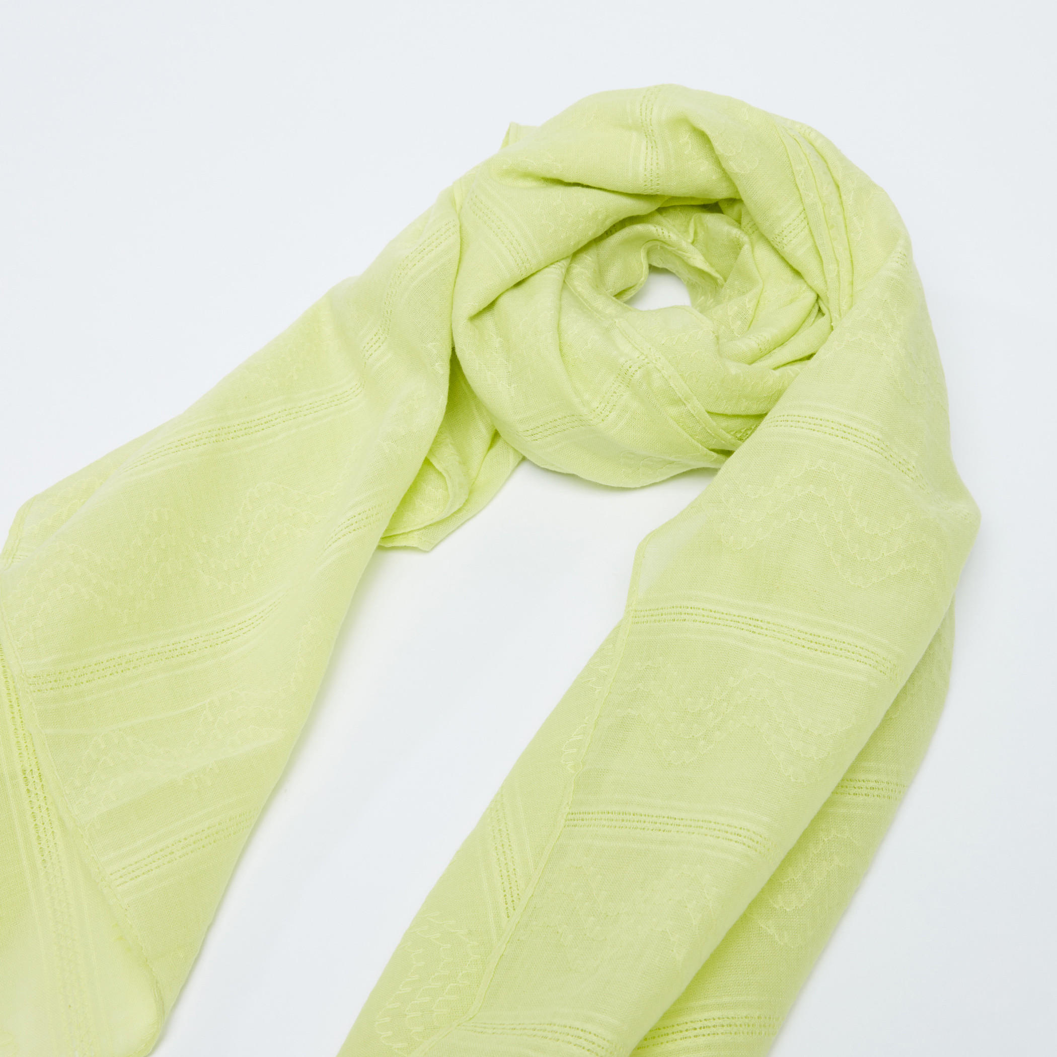 وشاح بارز الملمس-women-clothingaccessories-scarves-image-2