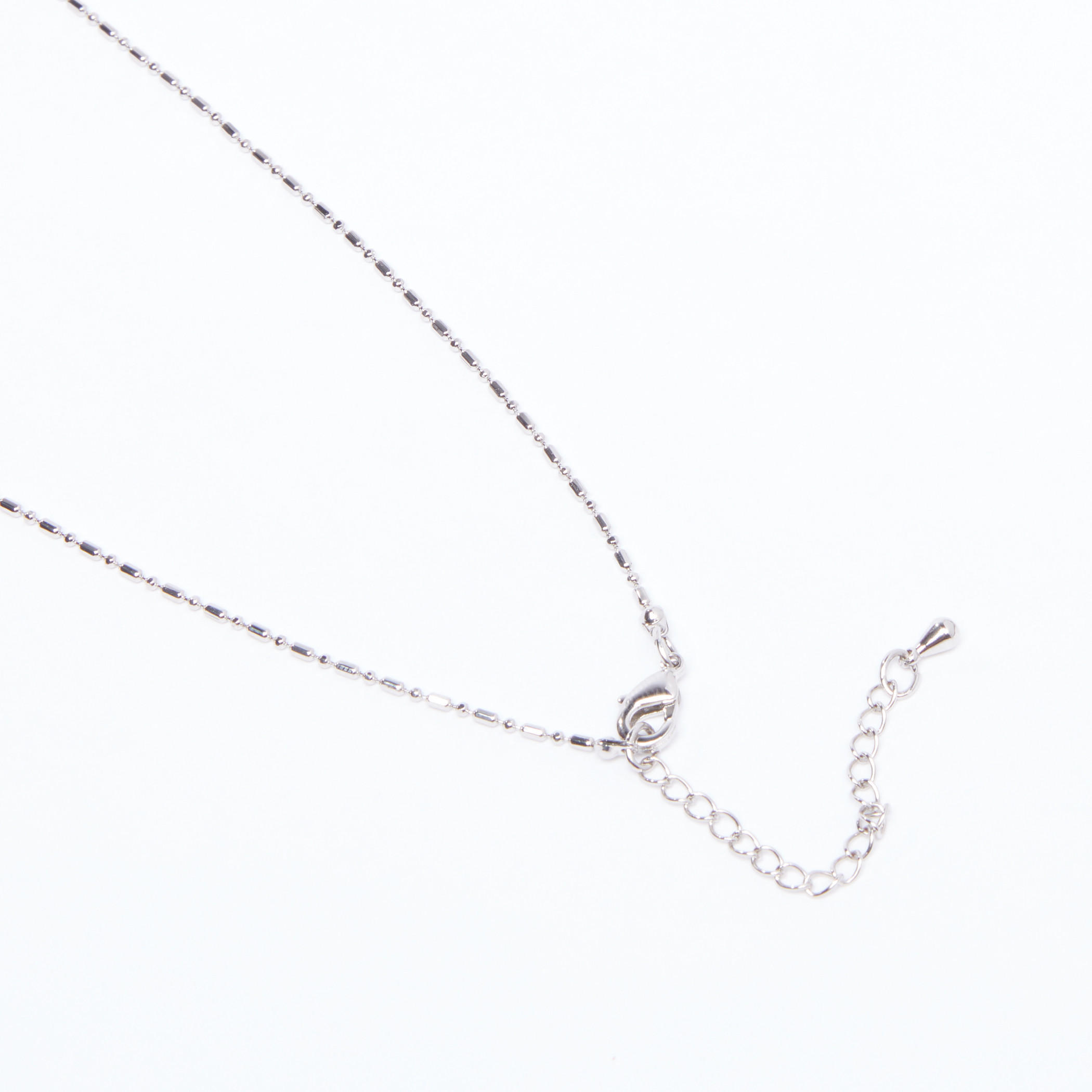 قلادة مرصعة بمشبك إغلاق-women-watchesandjewellery-jewellery-necklacesandpendants-image-3