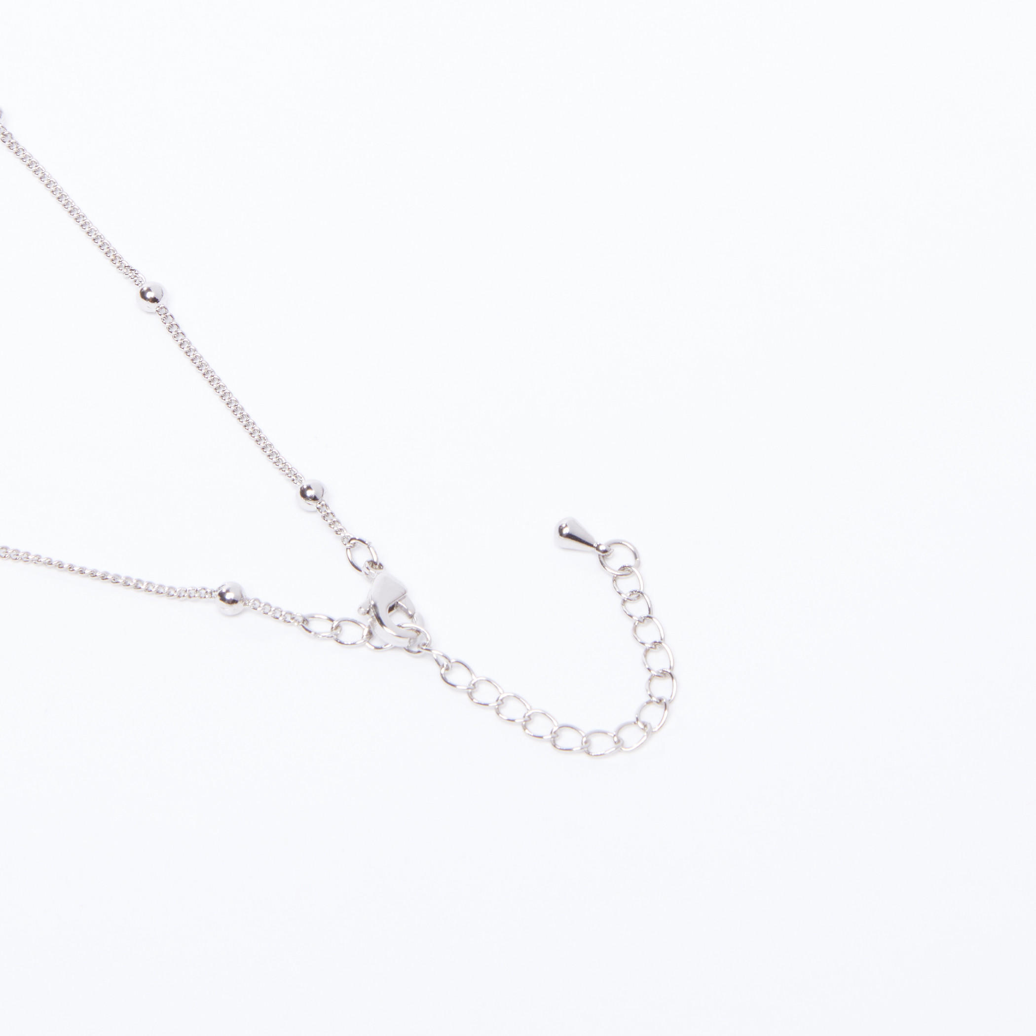 قلادة بدلاية على شكل ورقة شجر ومشبك إغلاق-women-watchesandjewellery-jewellery-necklacesandpendants-image-3