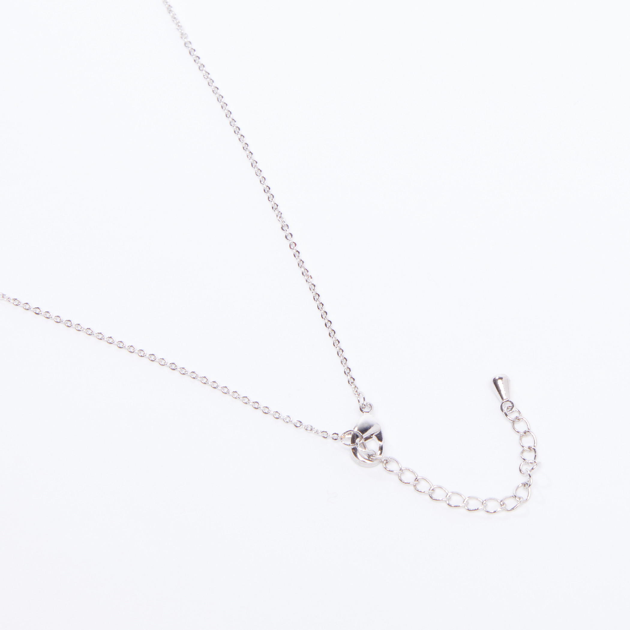قلادة بدلّاية مرصّعة ومشبك إغلاق-women-watchesandjewellery-jewellery-necklacesandpendants-image-3