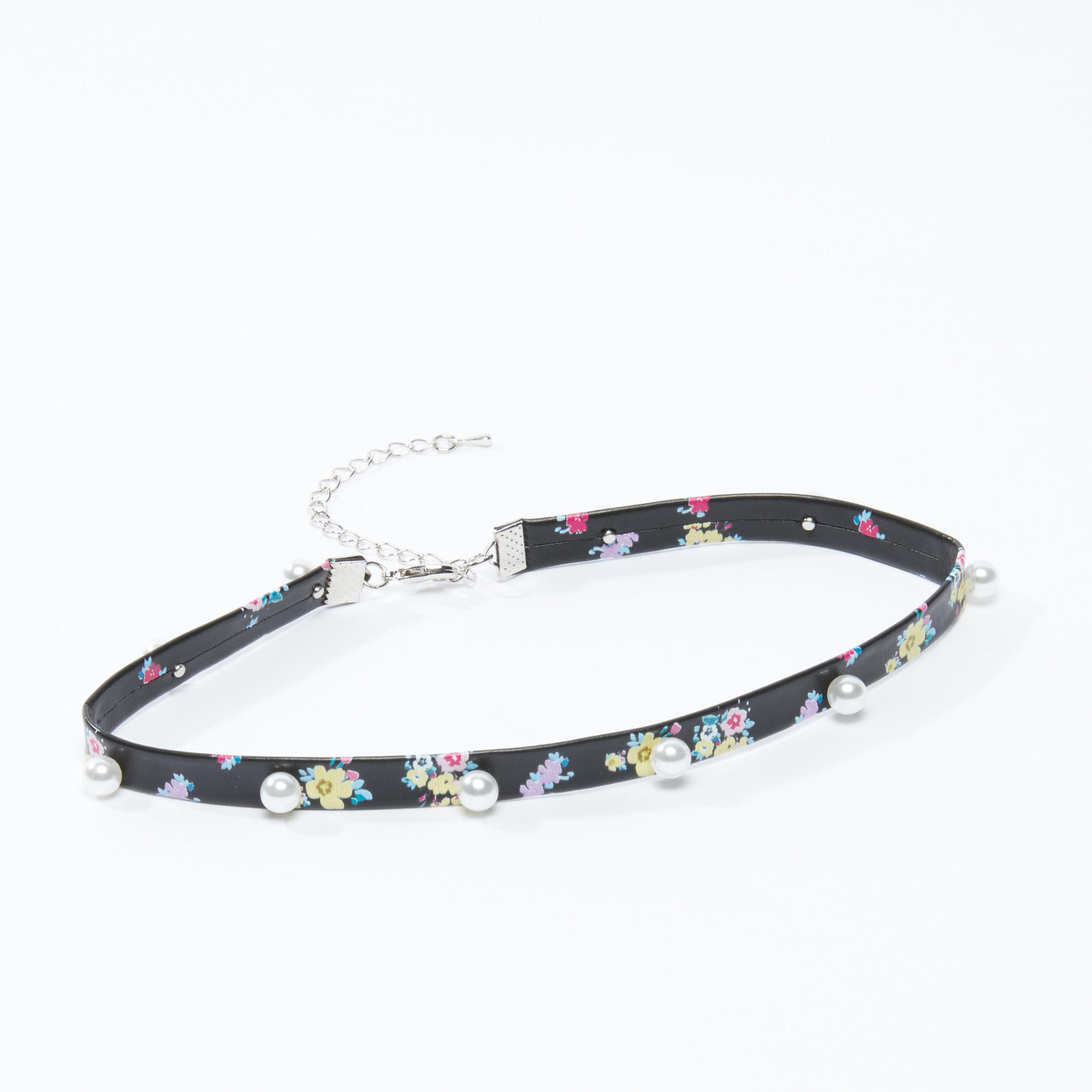 قلادة شوكر بطبعات ومشبك إغلاق وتفاصيل لؤلؤ-women-watchesandjewellery-jewellery-necklacesandpendants-image-1