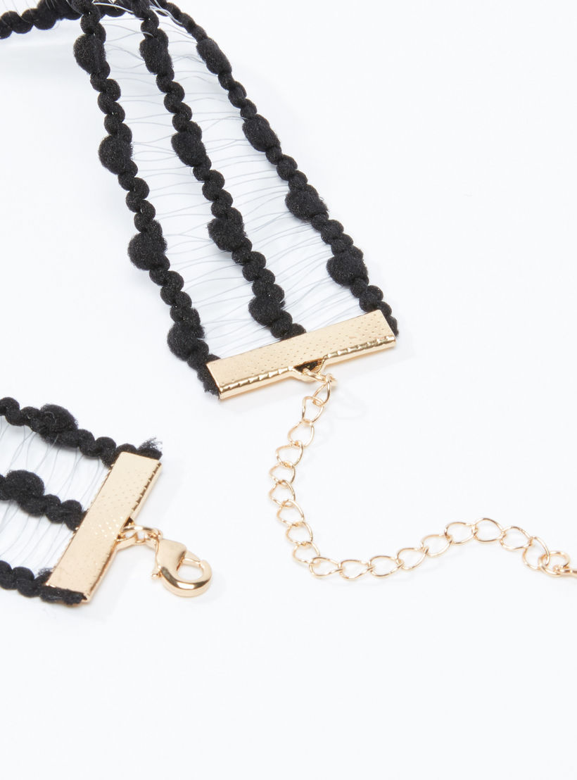 Metallic Detail Choker Necklace with Lobster Clasp-women-watchesandjewellery-jewellery-necklacesandpendants-image-3