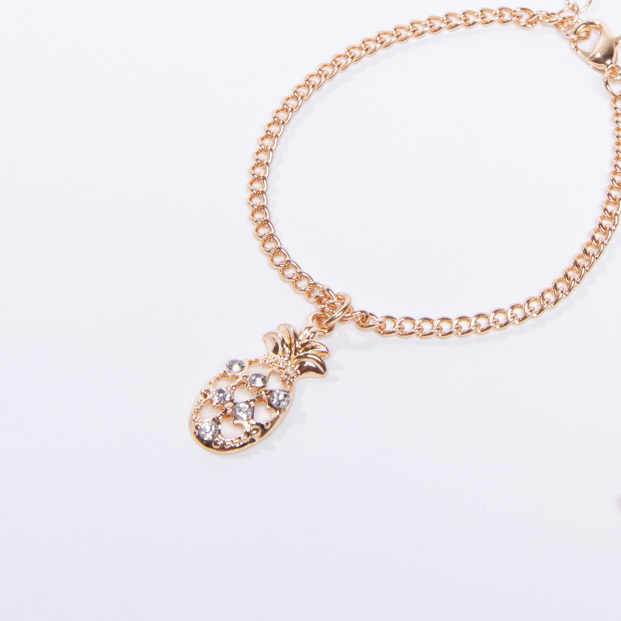 طقم أساور متنوعة من 5 قطع-women-watchesandjewellery-jewellery-banglesandbracelets-image-3