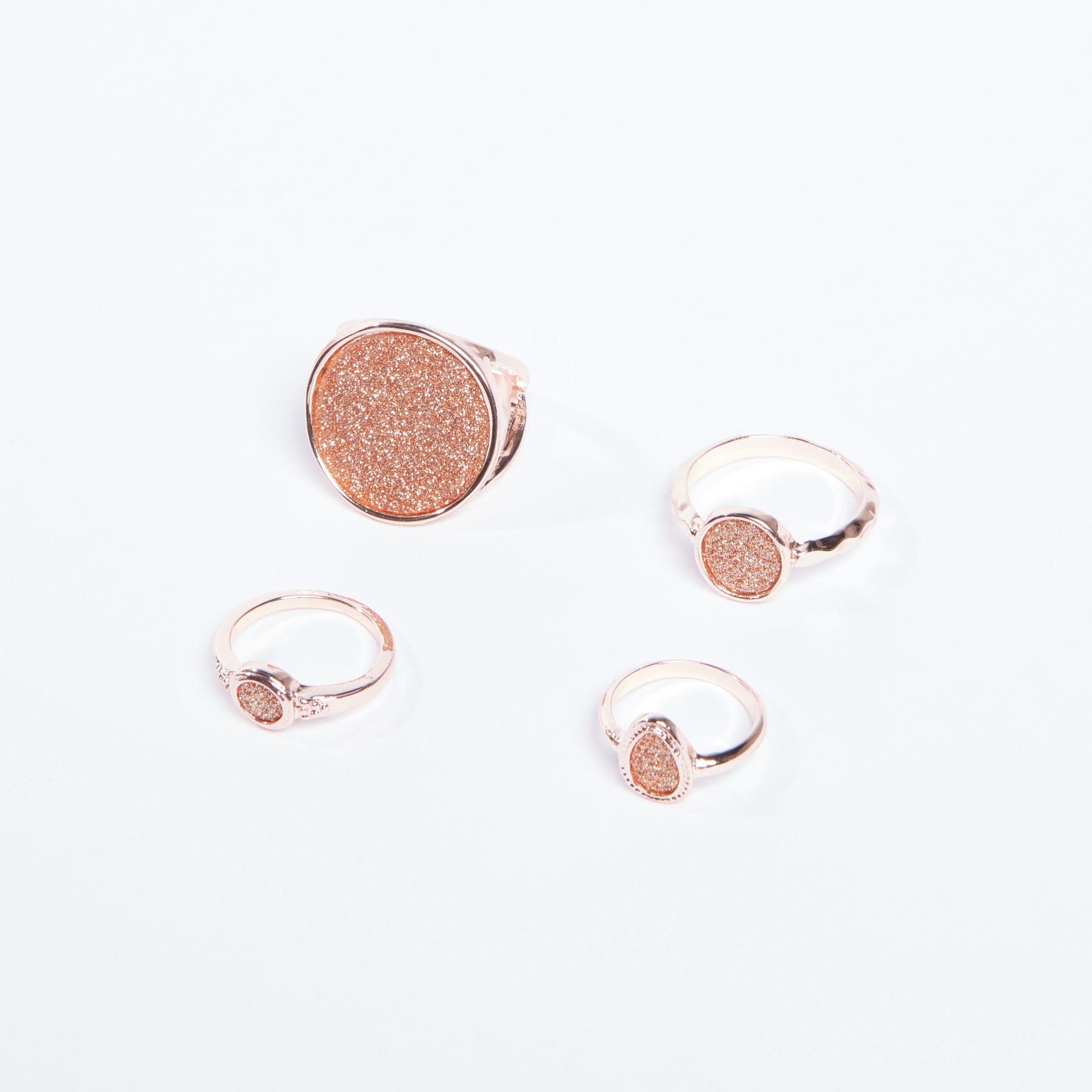 طقم خواتم مزينة 4 قطع-women-watchesandjewellery-jewellery-rings-image-1