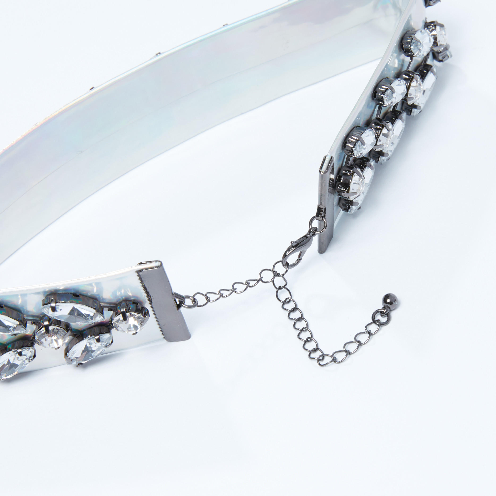 قلادة طوق مرصعة بمشبك إغلاق-women-watchesandjewellery-jewellery-necklacesandpendants-image-2