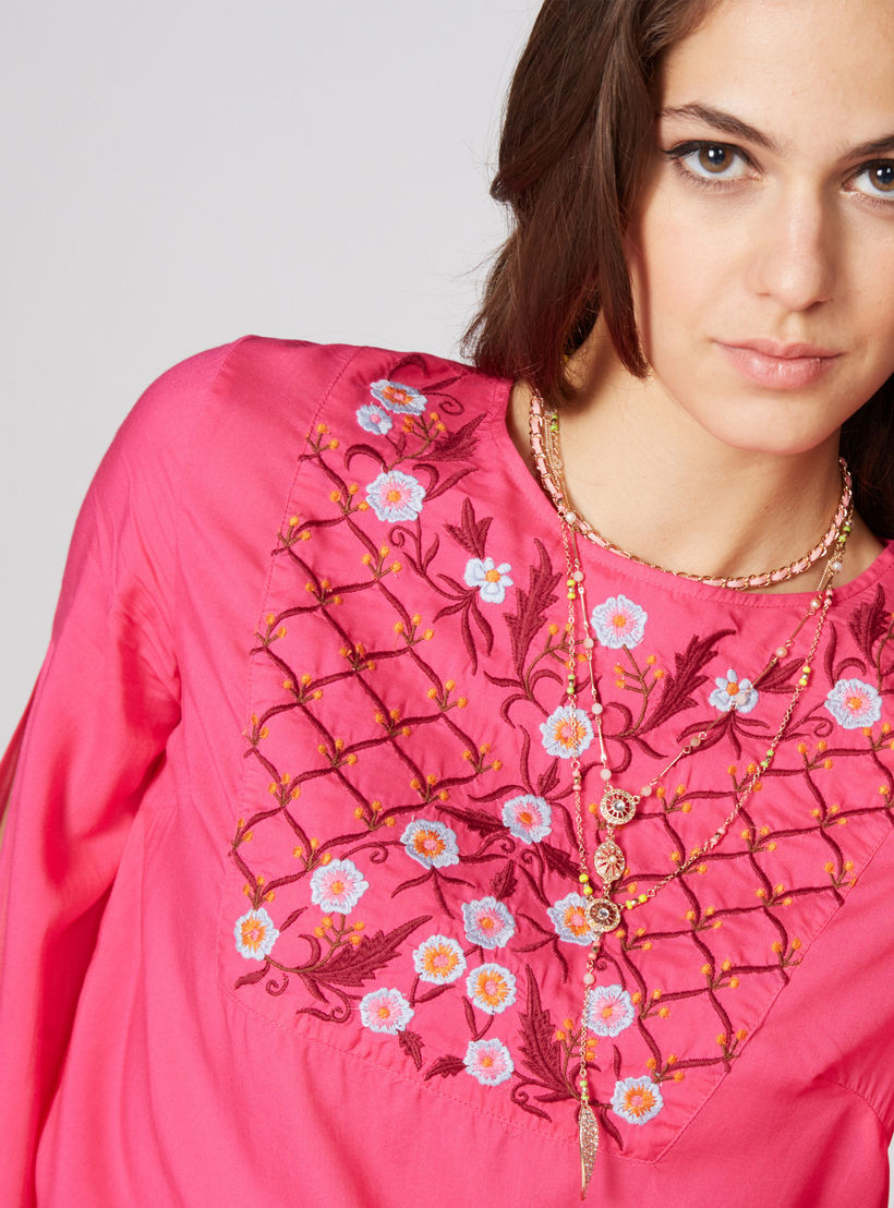 قلادة طبقات ميتاليك بتفاصيل خرز ومشبك إغلاق-women-watchesandjewellery-jewellery-necklacesandpendants-image-2