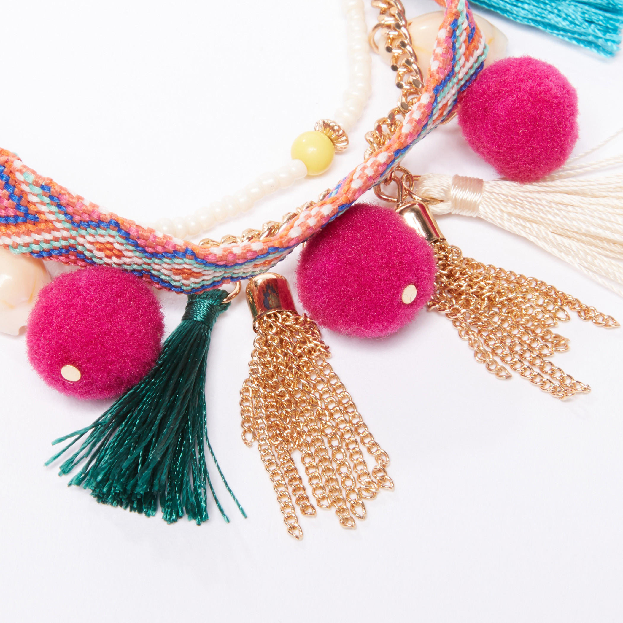 اسوارة مزينة بتفاصيل بوم بوم ومشبك إغلاق-women-watchesandjewellery-jewellery-banglesandbracelets-image-2