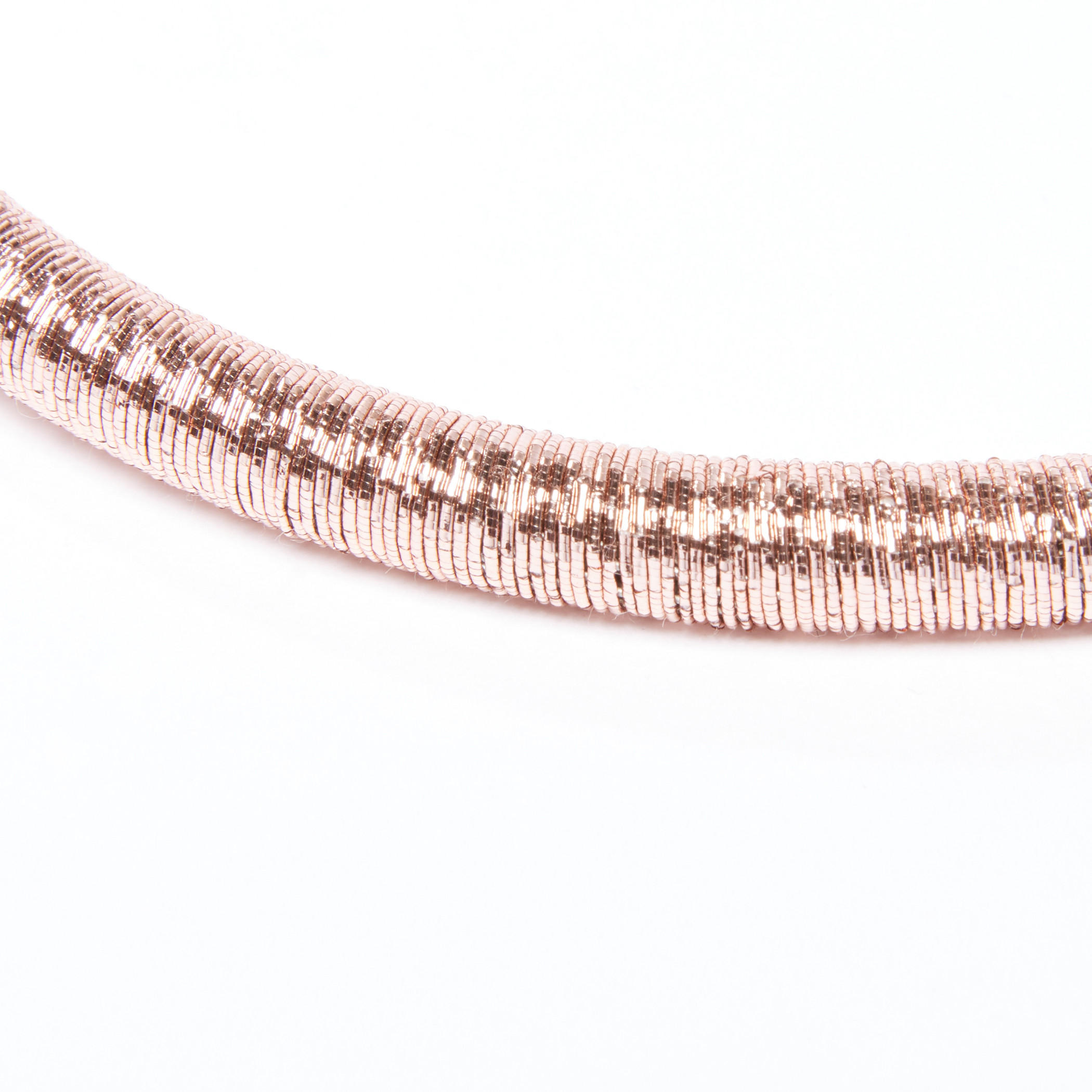 قلادة طوق مزيّنة بمشبك إغلاق-women-watchesandjewellery-jewellery-necklacesandpendants-image-2