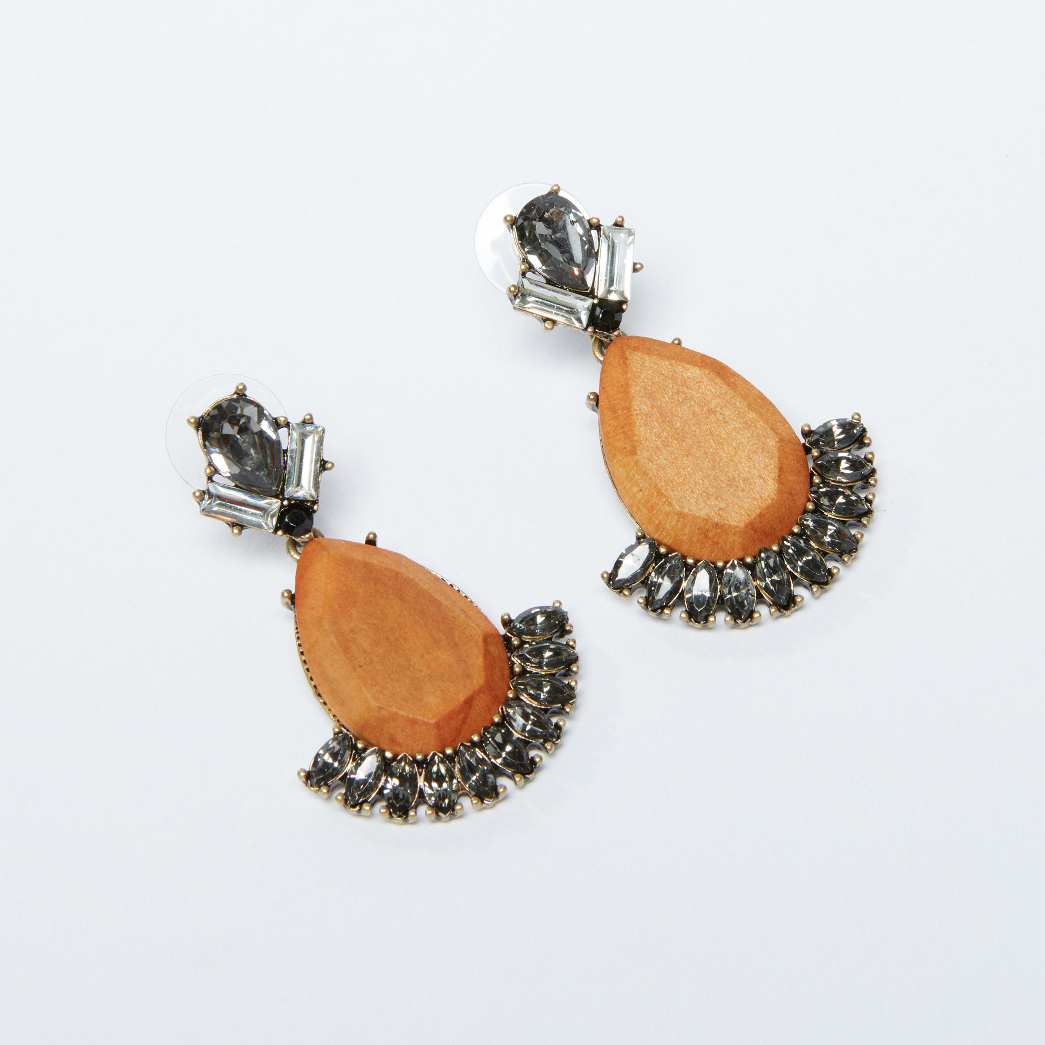 أقراط مرّصعة بمكبس إغلاق-women-watchesandjewellery-jewellery-earrings-image-1