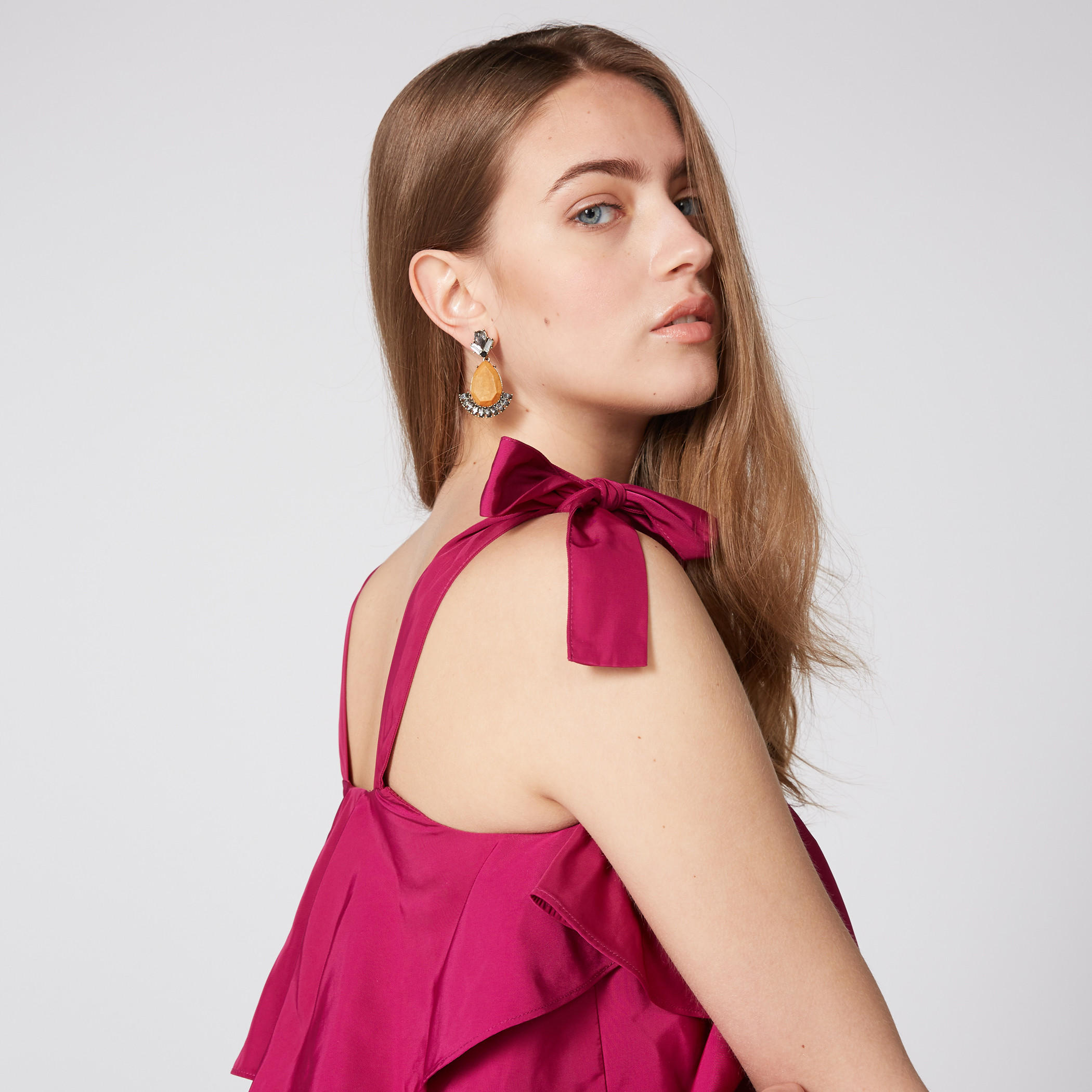 أقراط مرّصعة بمكبس إغلاق-women-watchesandjewellery-jewellery-earrings-image-2