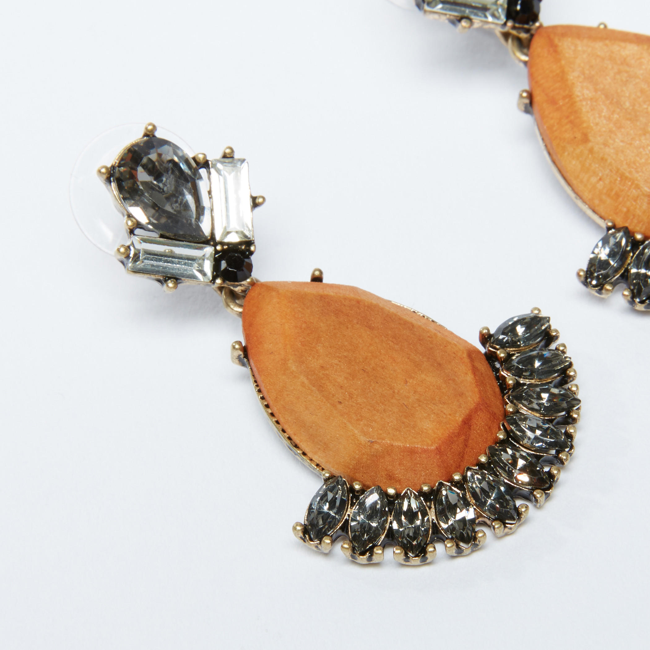 أقراط مرّصعة بمكبس إغلاق-women-watchesandjewellery-jewellery-earrings-image-4