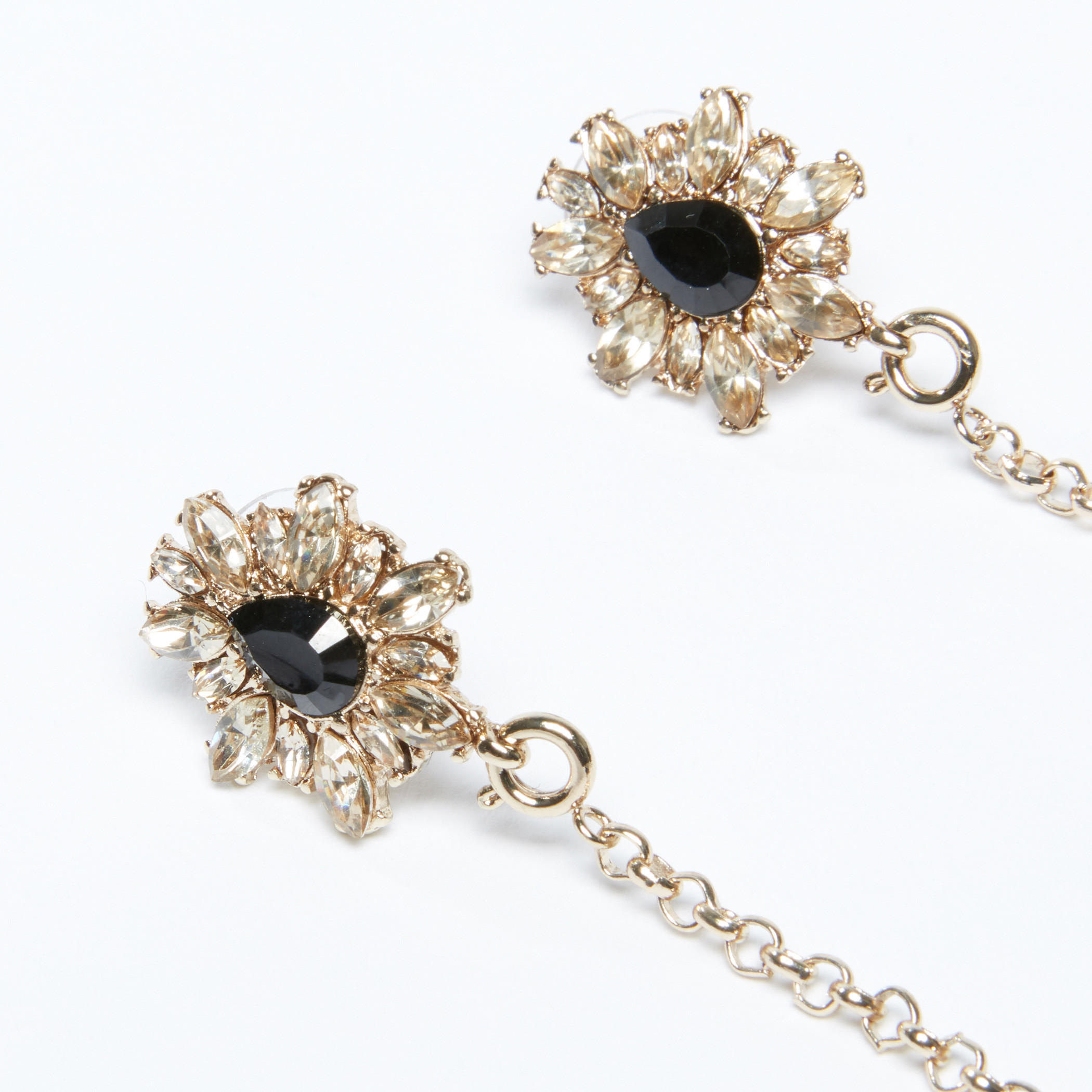 أقراط متدلية مرصعة بمكبس إغلاق وكرات بوم بوم-women-watchesandjewellery-jewellery-earrings-image-1