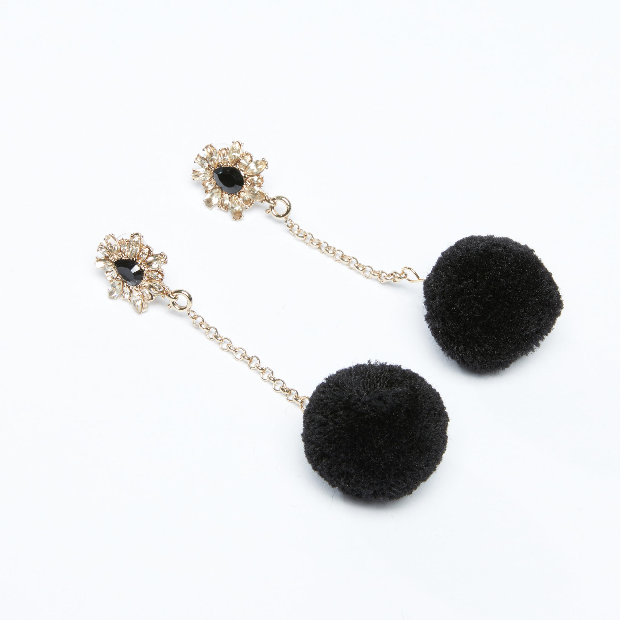 أقراط متدلية مرصعة بمكبس إغلاق وكرات بوم بوم-women-watchesandjewellery-jewellery-earrings-image-2
