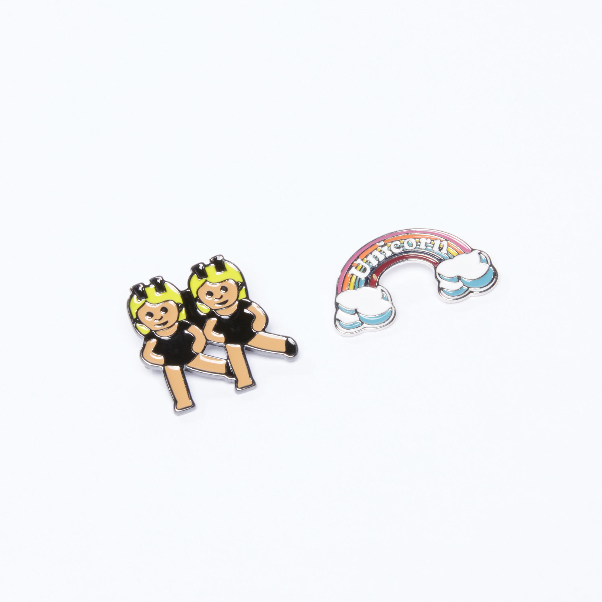 بروشات متنوعة - طقم من قطعتين-women-watchesandjewellery-jewellery-brooches-image-1