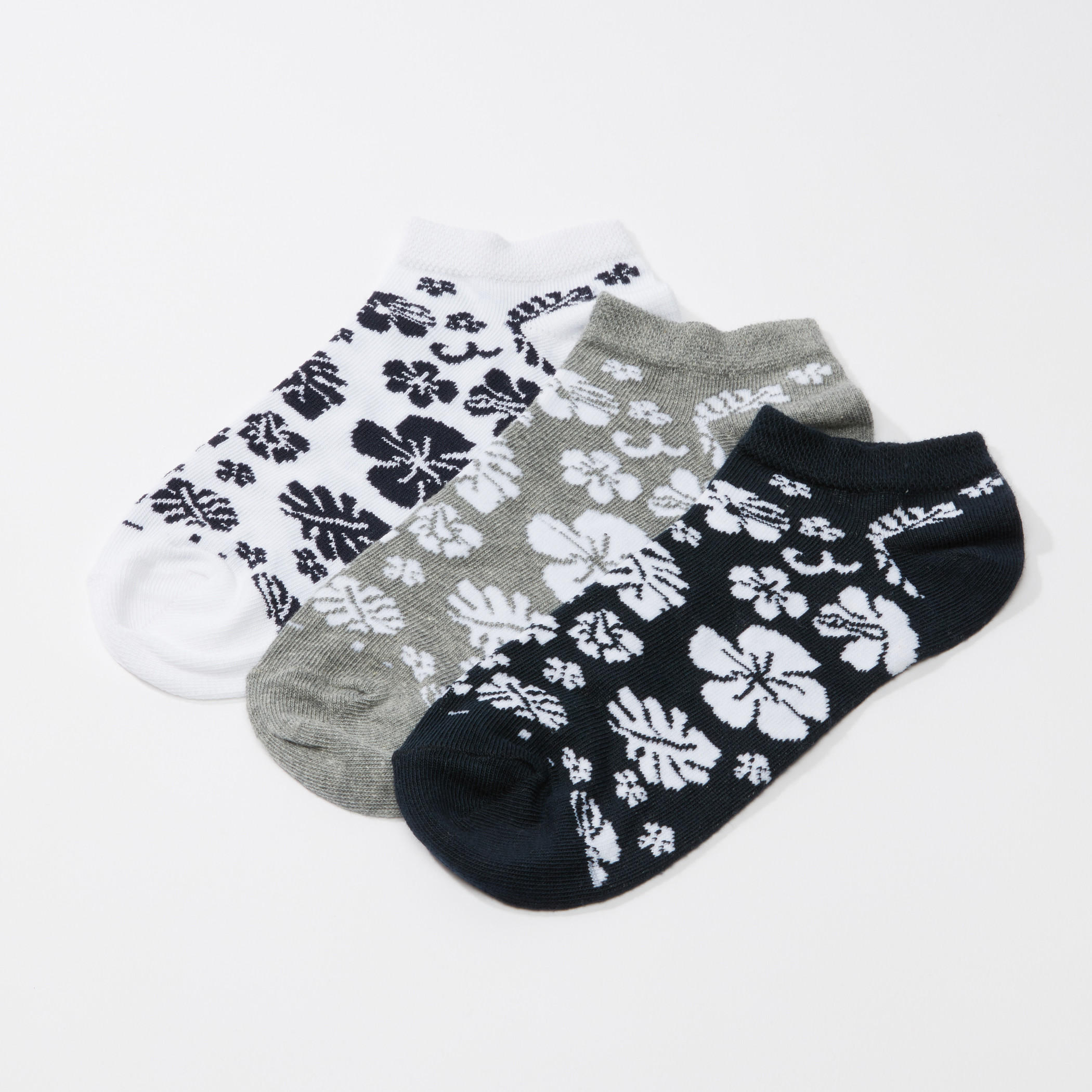 جوارب بطول الكاحل بنقش مطبوع - مجموعة من ثلاثة أزواج-women-socksandstockings-image-1