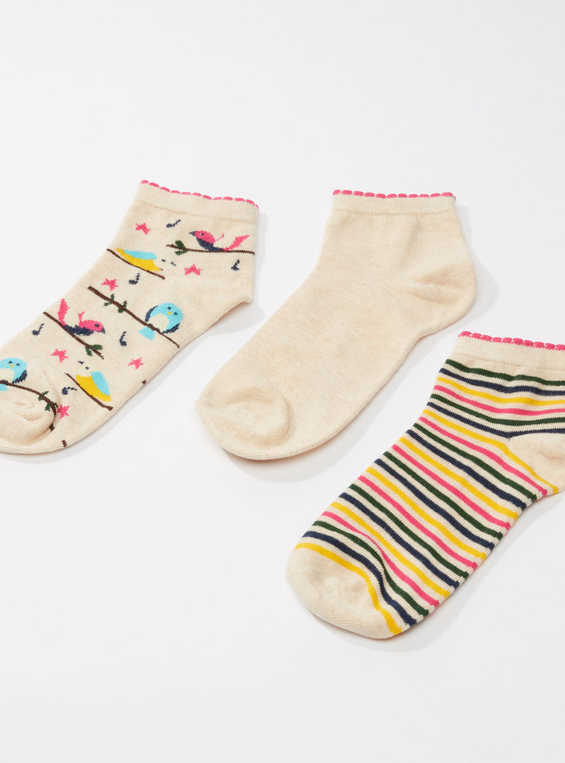 جوارب بطول الكاحل بنقش مطبوع - طقم من ثلاثة أزواج-women-socksandstockings-image-1