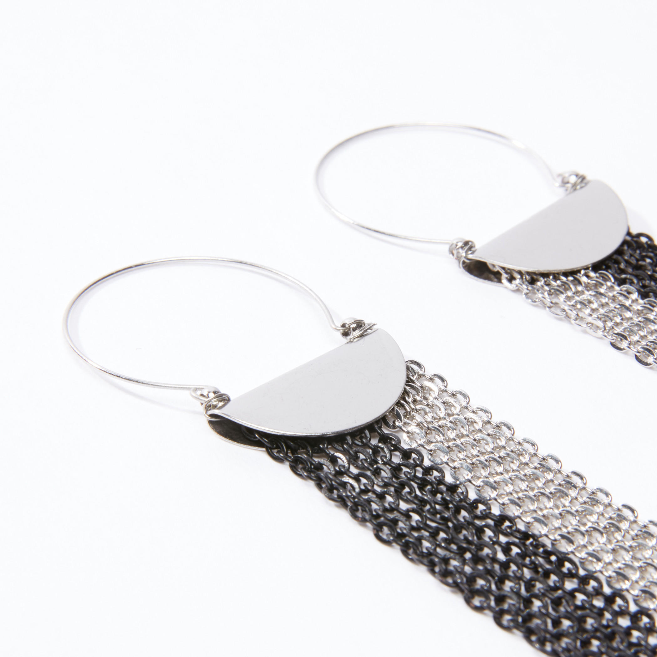 أقراط بسلاسل متدلية متعددة ومشبك إغلاق-women-watchesandjewellery-jewellery-earrings-image-2