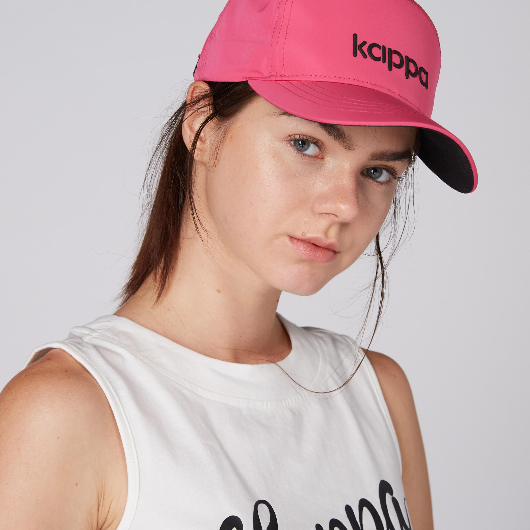 قبعة كاب بارزة الملمس بإبزيم إغلاق من كابا-women-clothingaccessories-capsandhats-image-2