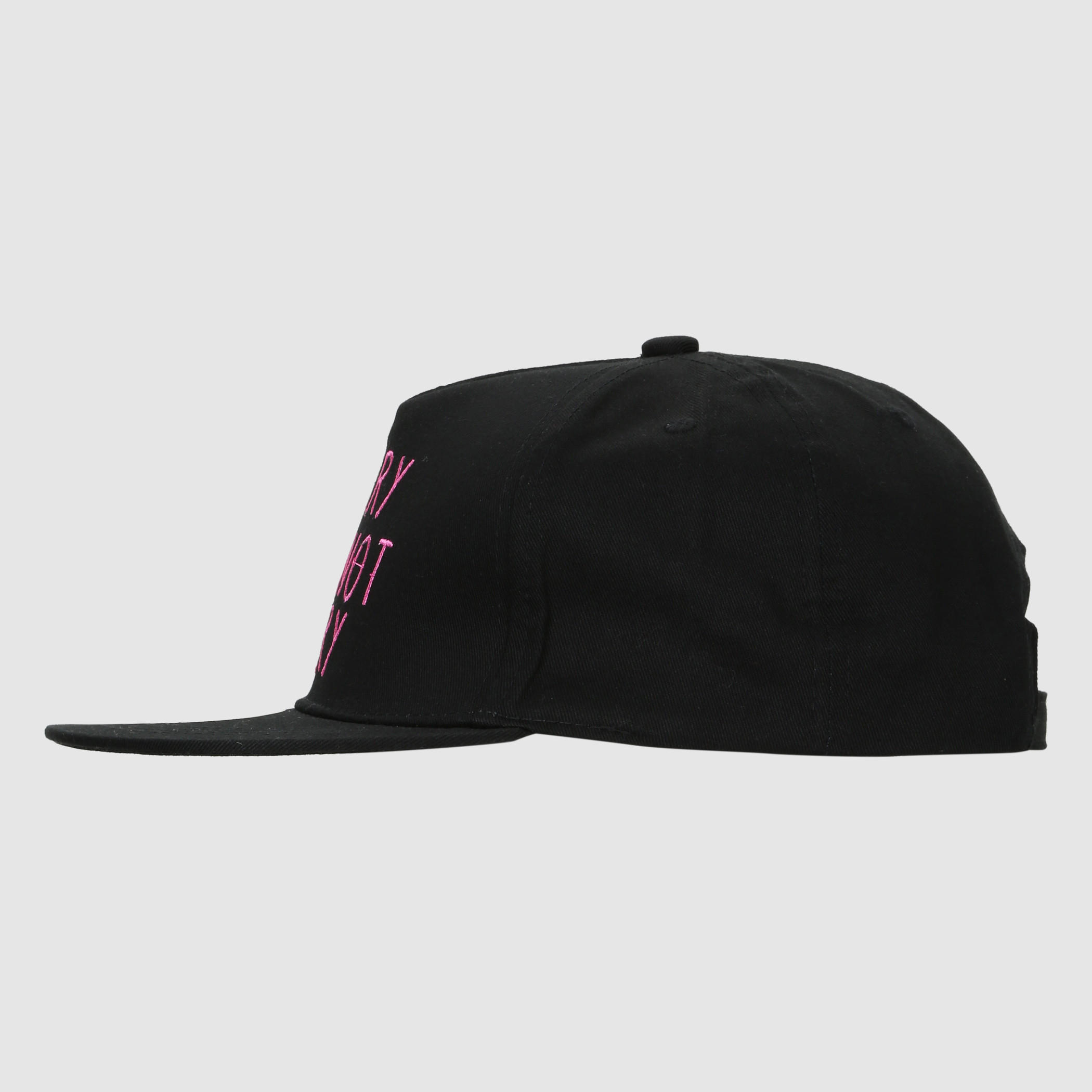 قبعة كاب مطرّزة بثنية إغلاق-women-clothingaccessories-capsandhats-image-3