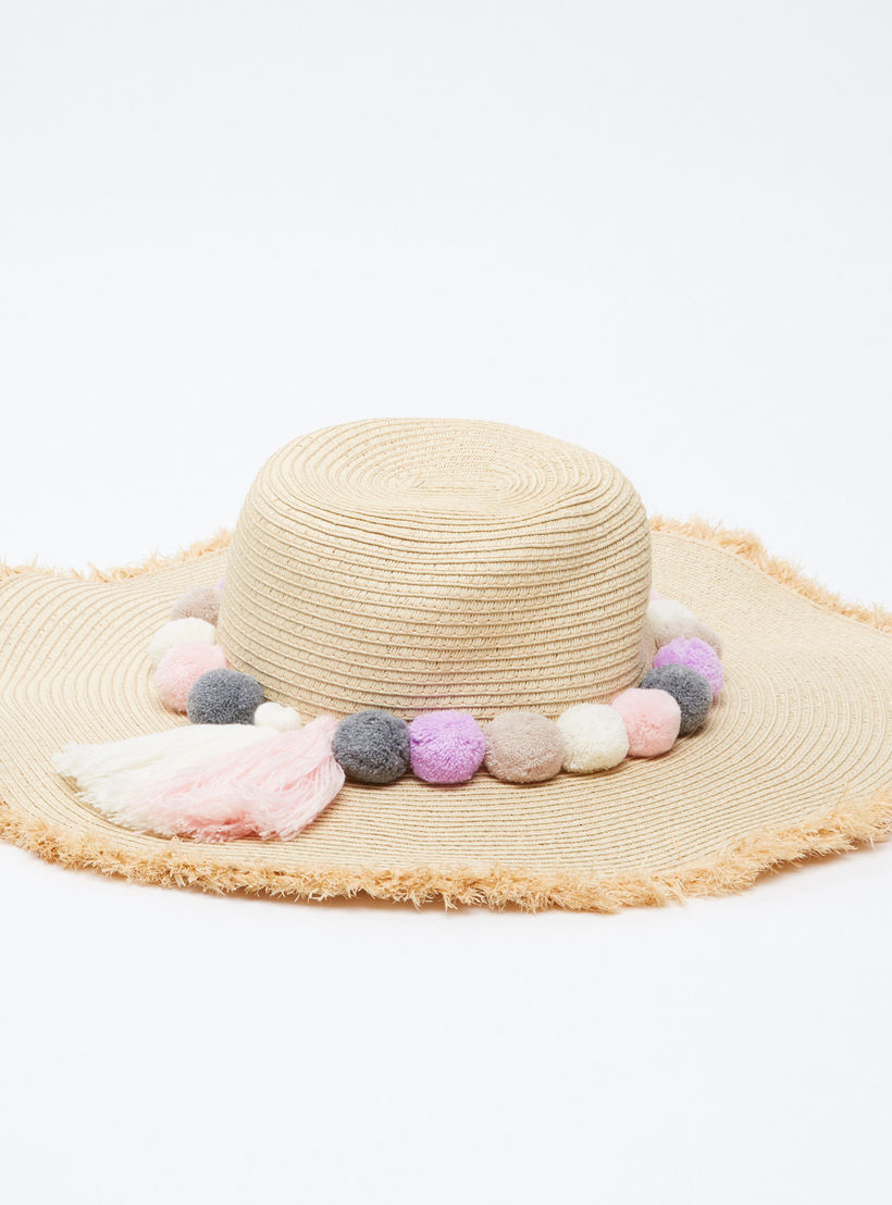 قبّعة سترو بارزة الملمس مزيّنة بكرات بوم بوم-women-clothingaccessories-capsandhats-image-1