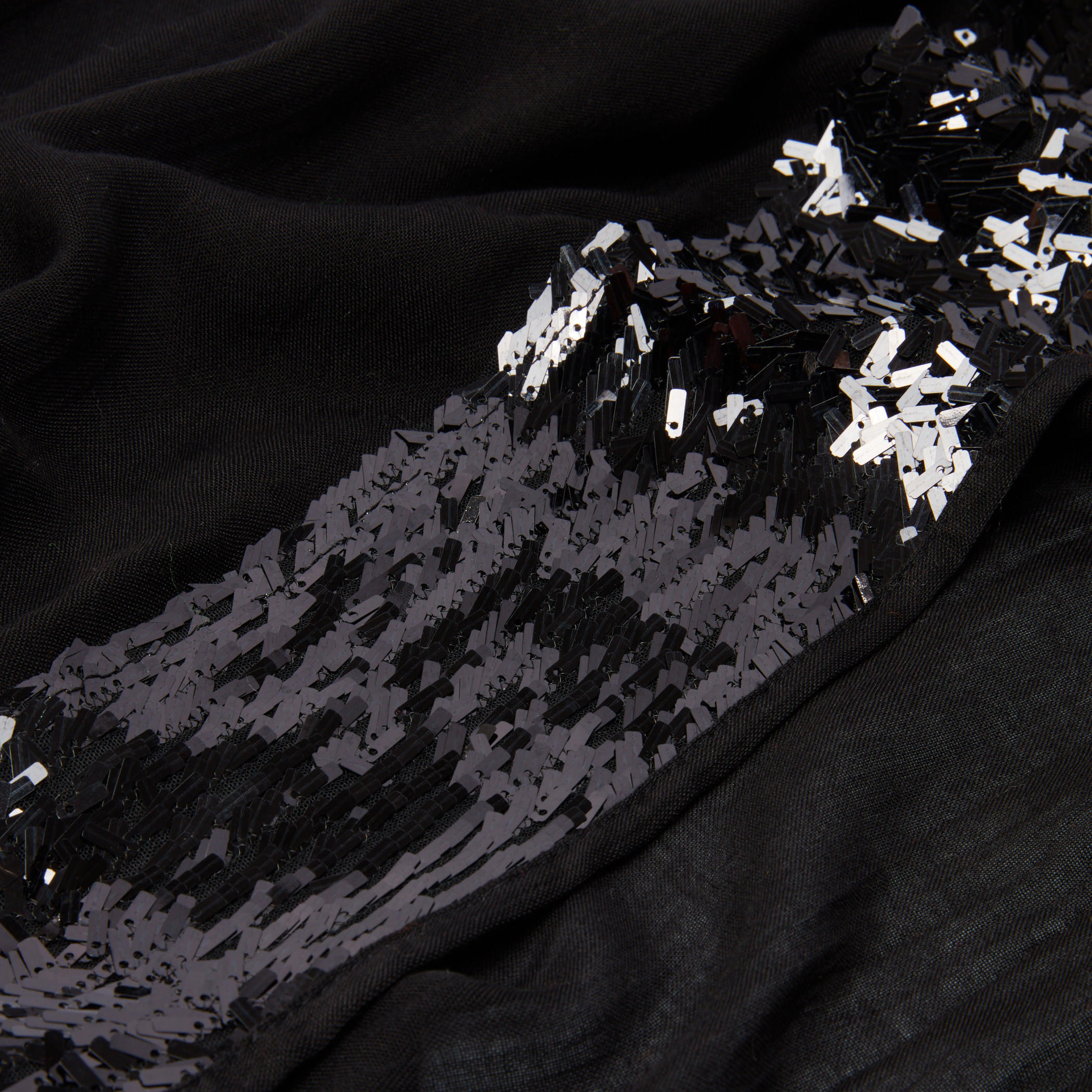 وشاح بتفاصيل ترتر-women-clothingaccessories-scarves-image-3