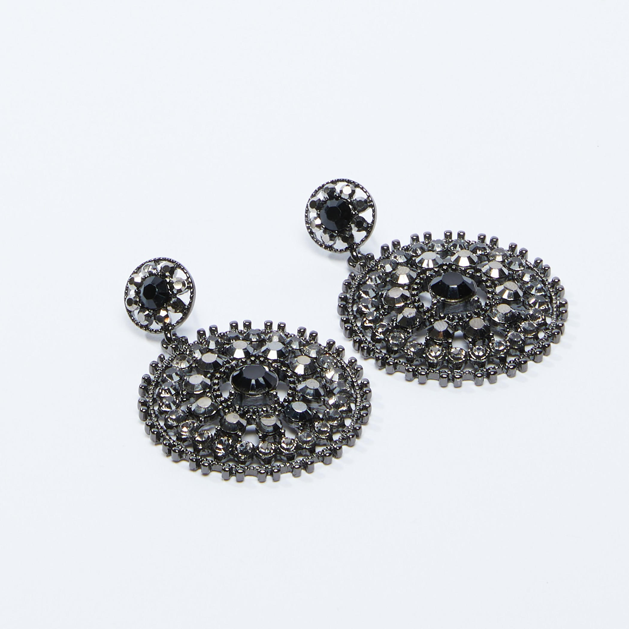 Studded Earrings with Push Back Closure-women-watchesandjewellery-jewellery-earrings-image-1