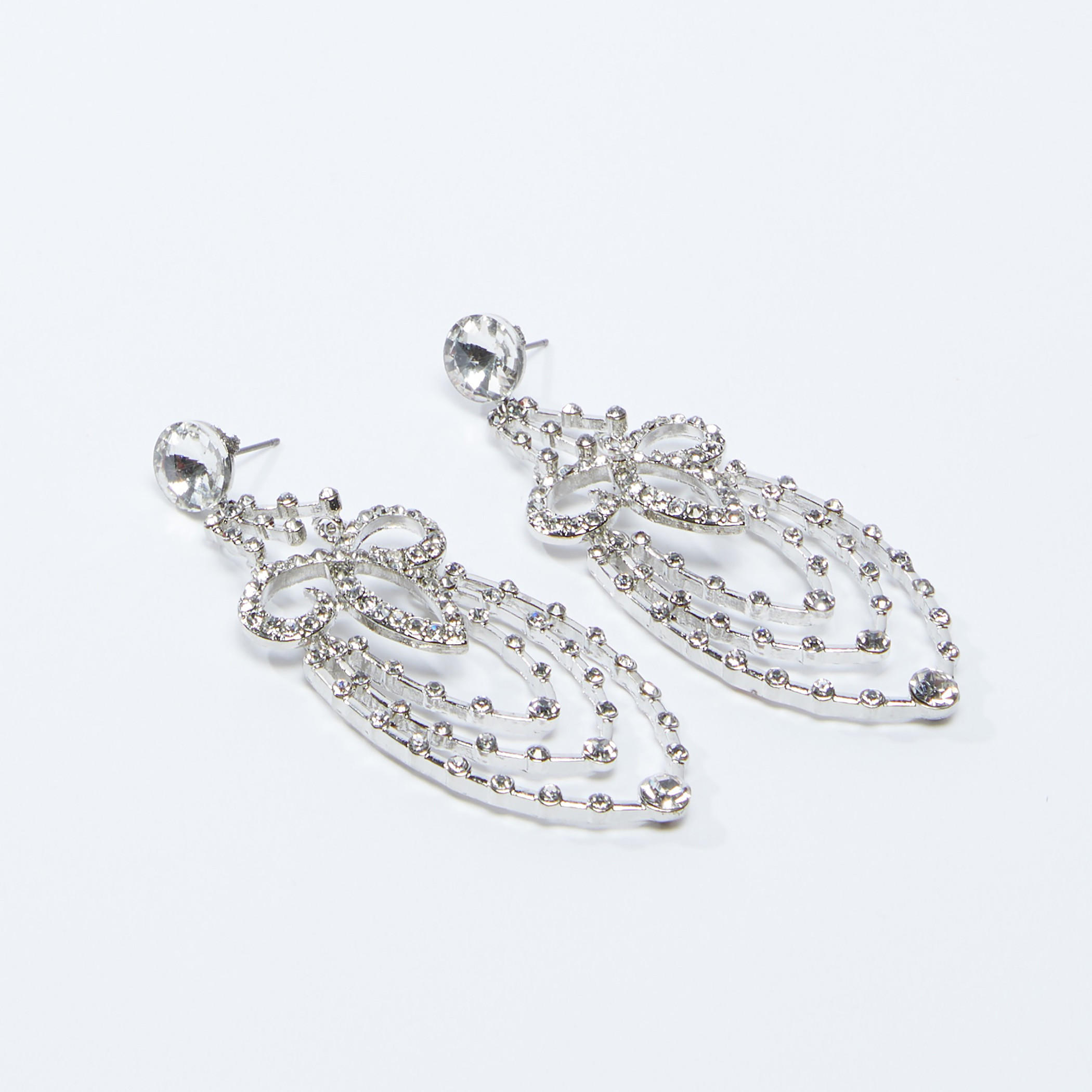 أقراط مرصعة بمكبس إغلاق-women-watchesandjewellery-jewellery-earrings-image-1
