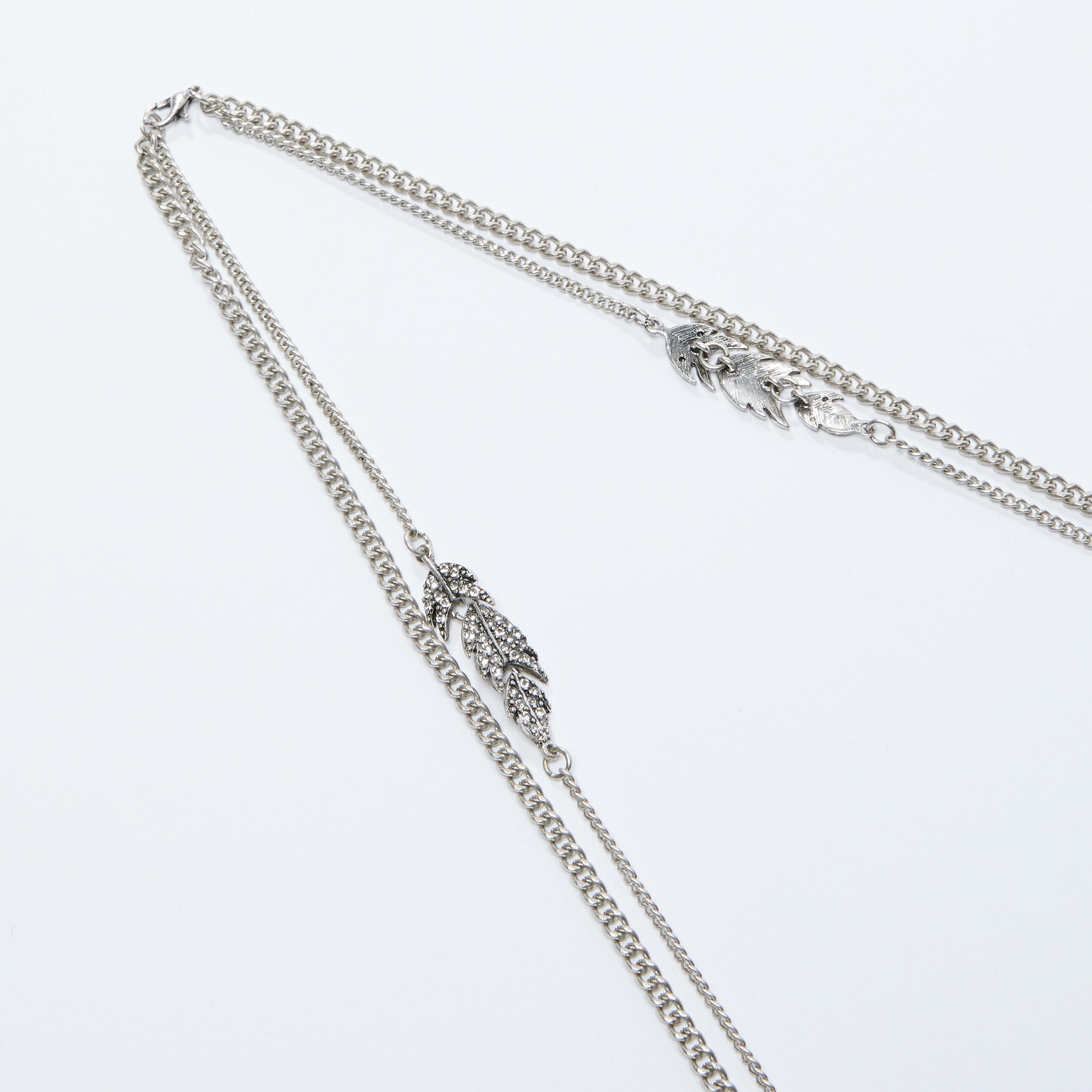 قلادة متعدّدة الطبقات بمشبك إغلاق-women-watchesandjewellery-jewellery-necklacesandpendants-image-1