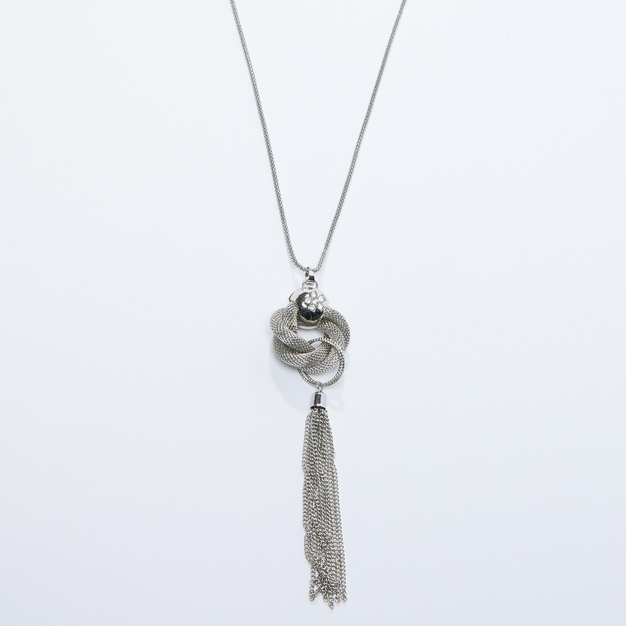 قلادة مرصّعة بمشبك إغلاق وشُرّابات-women-watchesandjewellery-jewellery-necklacesandpendants-image-1