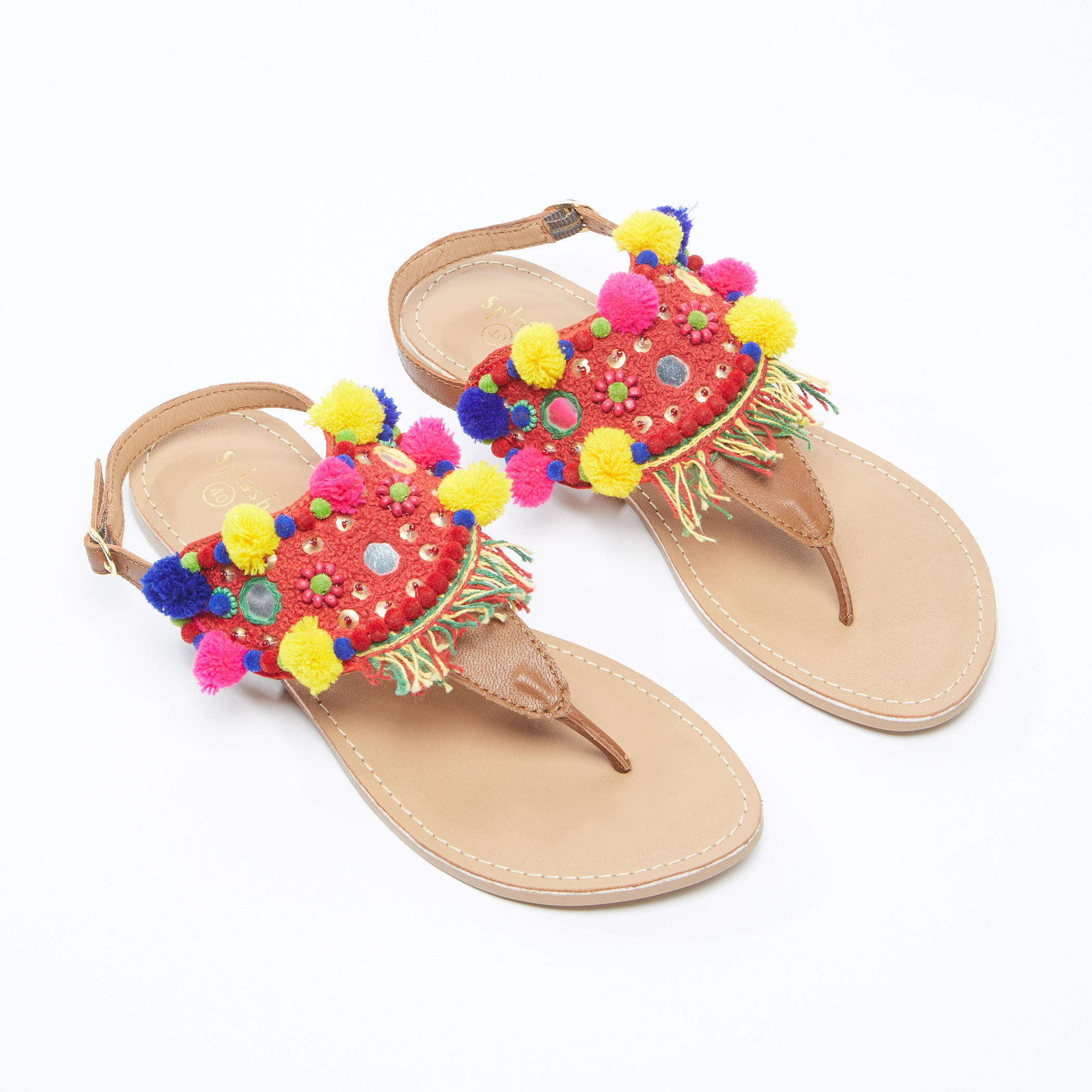 صندل مطرّز بإبزيم إغلاق وكرات بوم بوم-women-shoes-sandals-image-1
