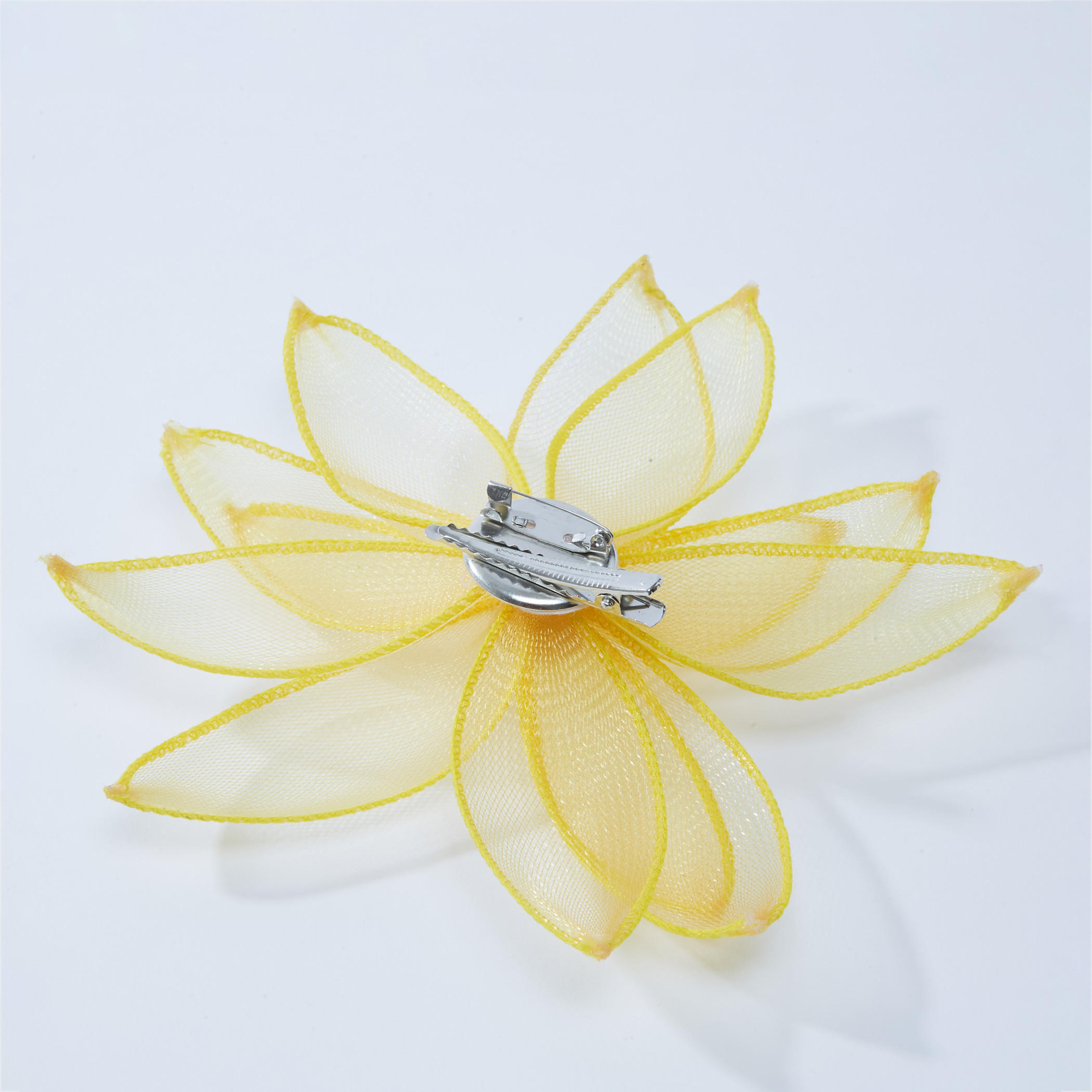 مشبك شعر مرصّع بالأزهار-women-hairaccessories-image-2