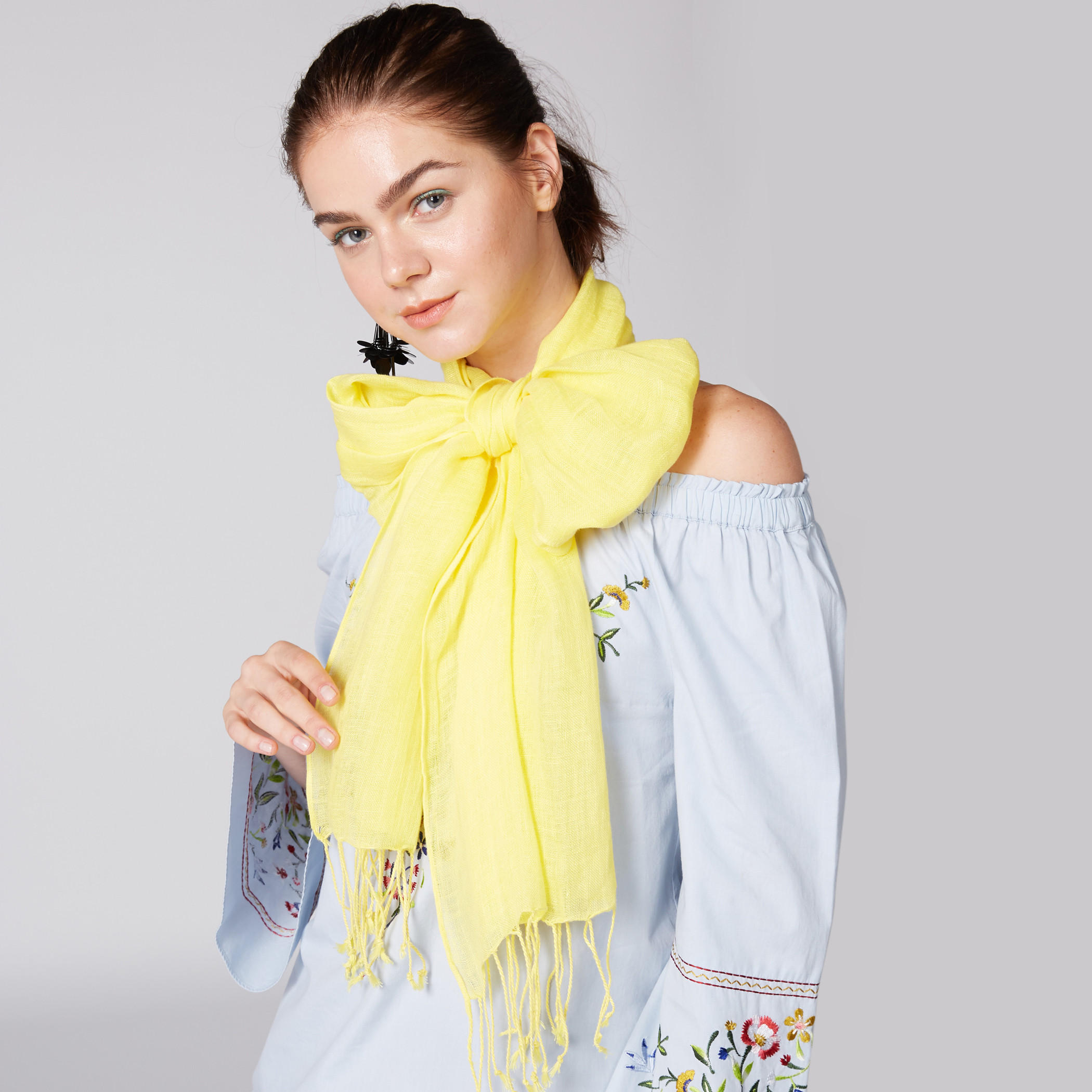 Textured Rectangular Scarf with Tassels-women-clothingaccessories-scarves-image-1