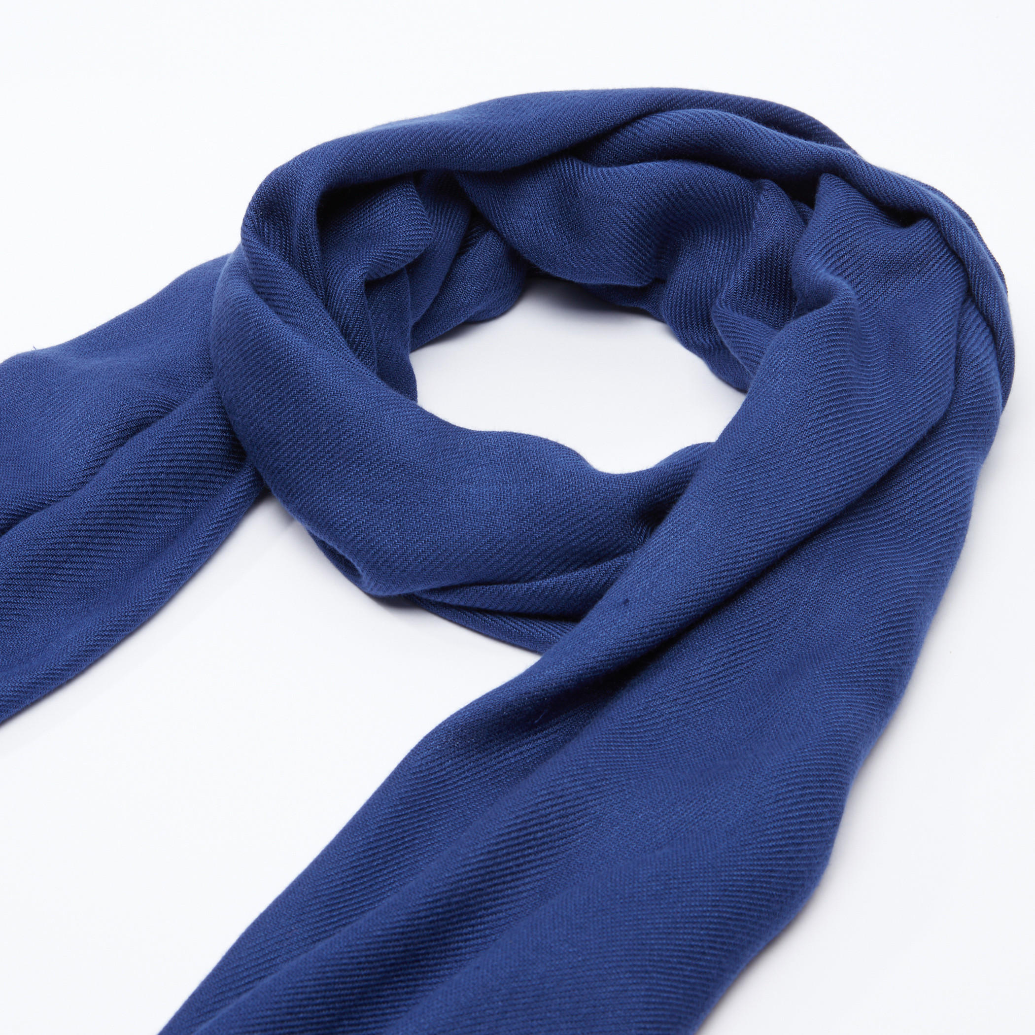 وشاح بارز الملمس بشرّابات-women-clothingaccessories-scarves-image-1
