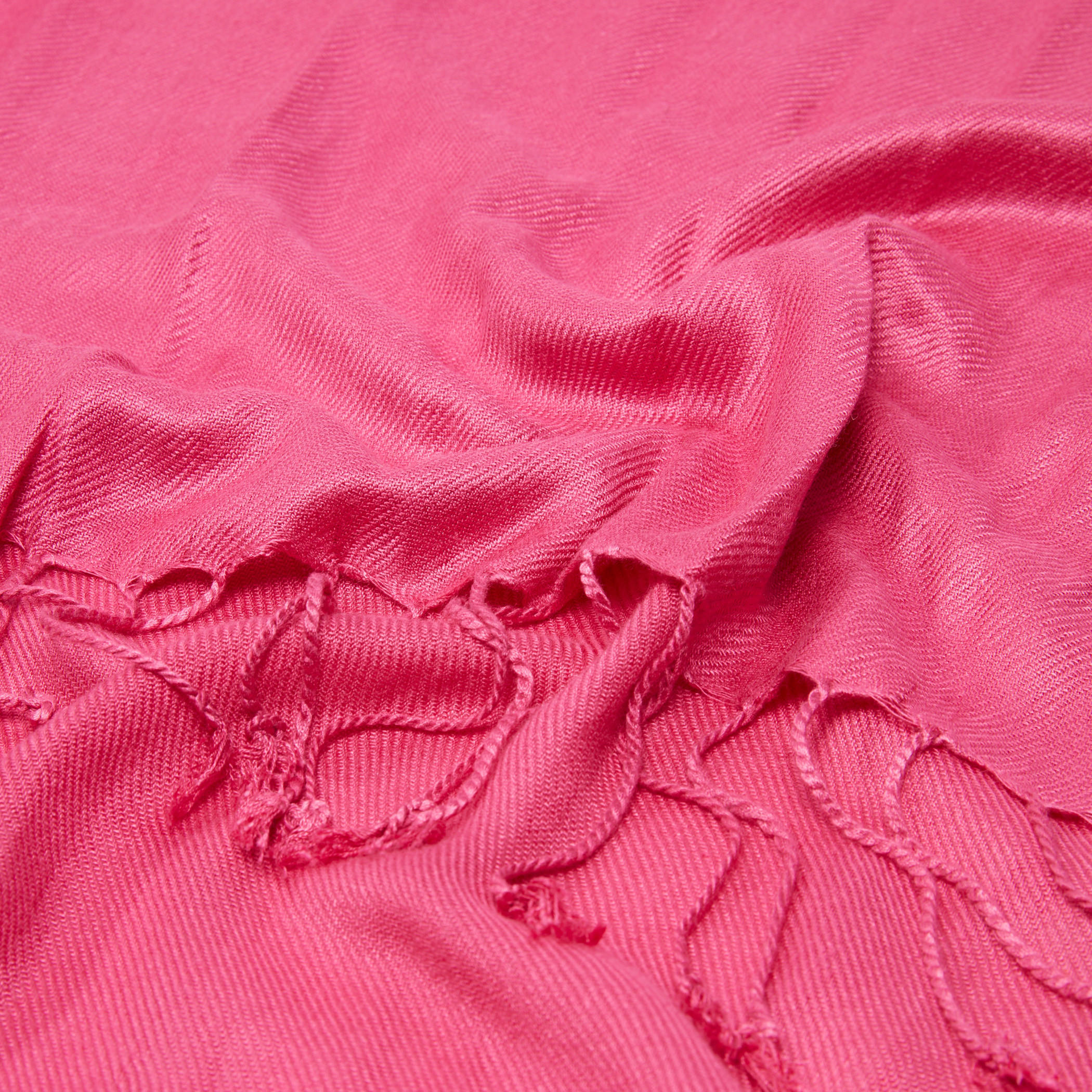 وشاح مستطيل بارز الملمس بشرّابات-women-clothingaccessories-scarves-image-1