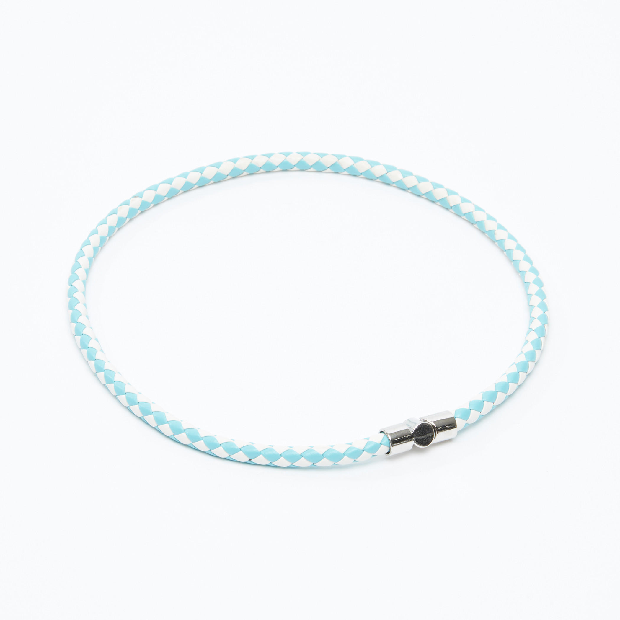 شريطة معصم بارزة الملمس بتفاصيل ميتاليك -men-watchesandjewellery-necklacesandpendants-image-2