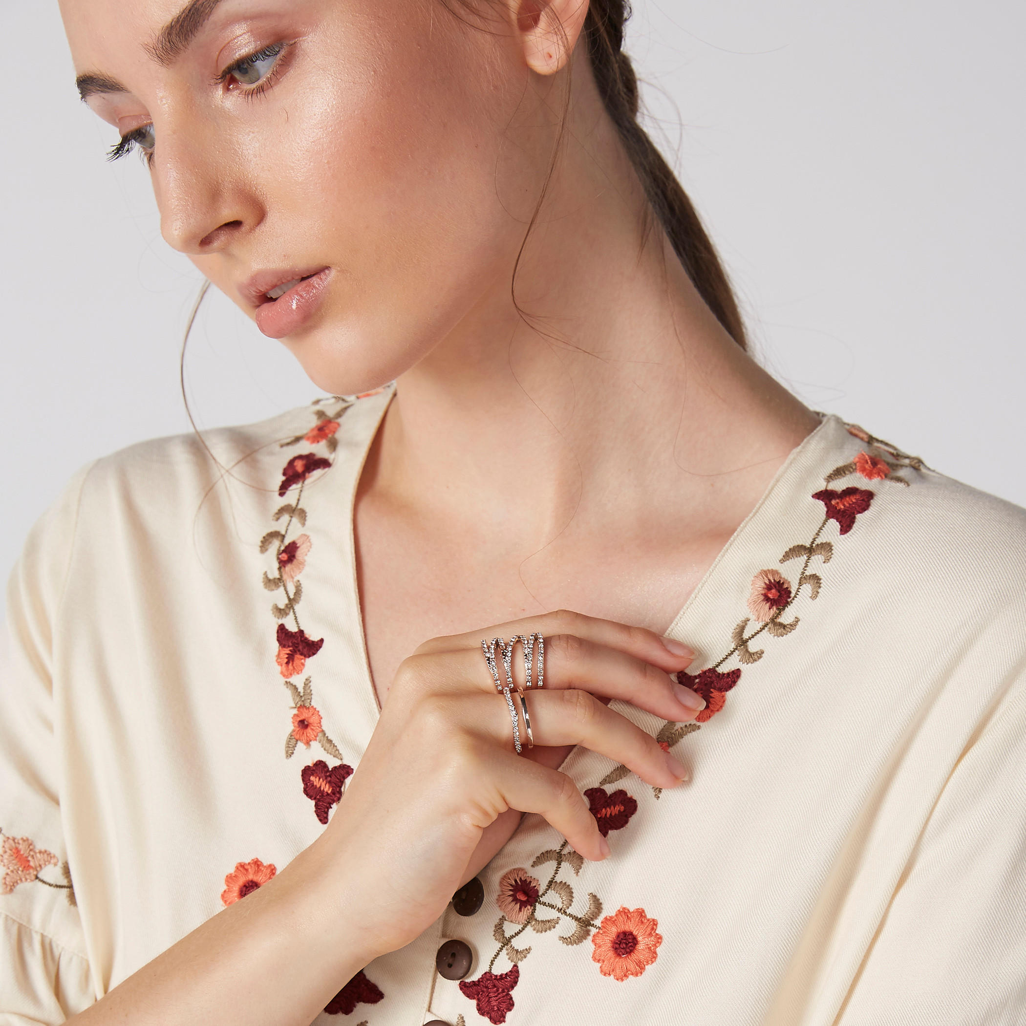 خاتم مرصع كريستال - طقم من 6 قطع-women-watchesandjewellery-jewellery-rings-image-2