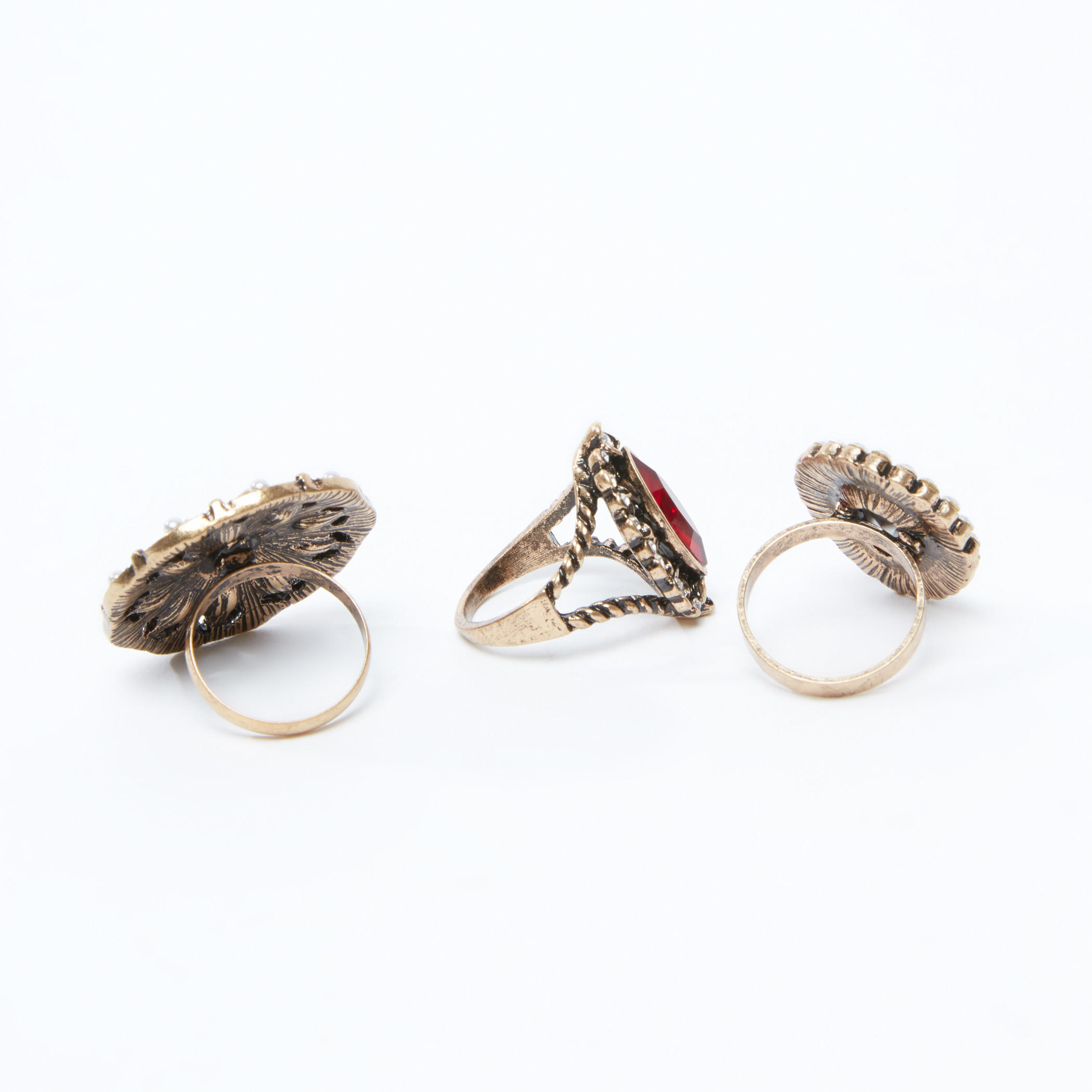 خواتم مرصعة - طقم من 3 قطع-women-watchesandjewellery-jewellery-rings-image-3