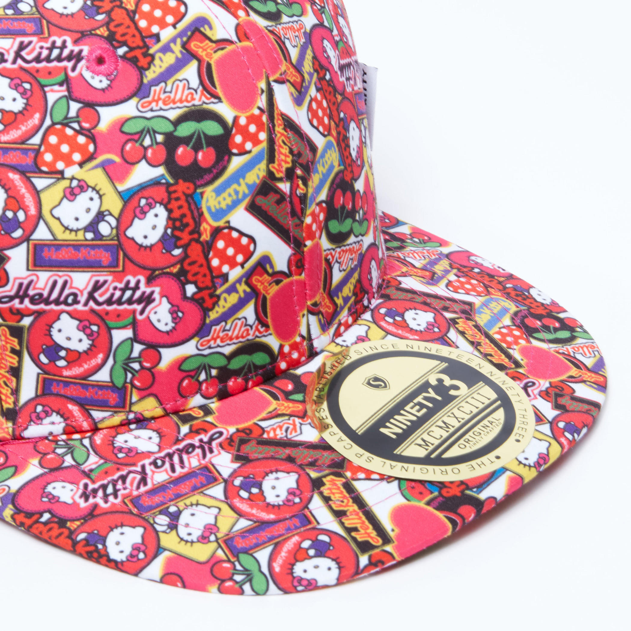 كاب بطبعات هاللو كيتي وإغلاق ميتاليك-women-clothingaccessories-capsandhats-image-4