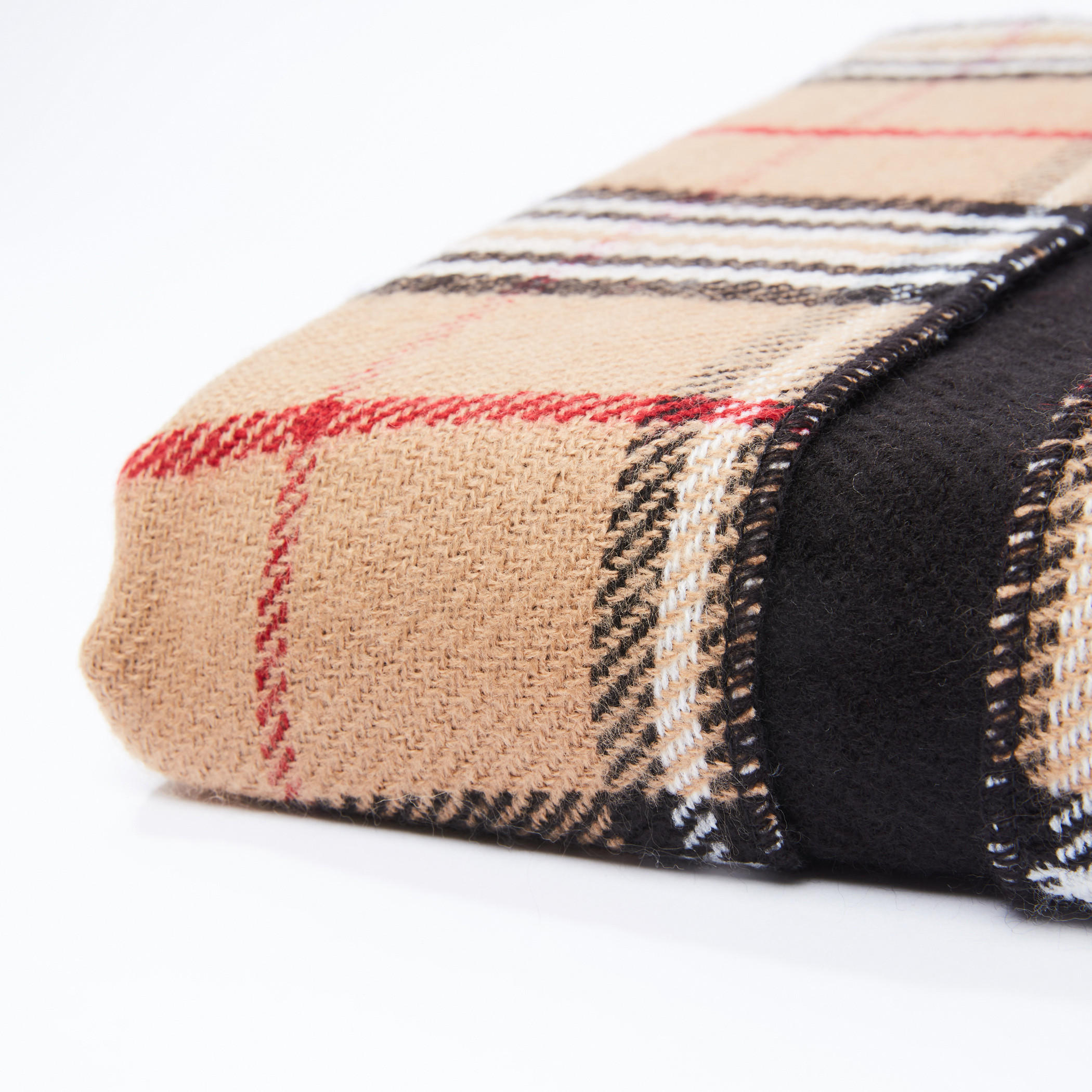 وشاح بونشو كاروهات بشراشيب-women-clothingaccessories-scarves-image-5